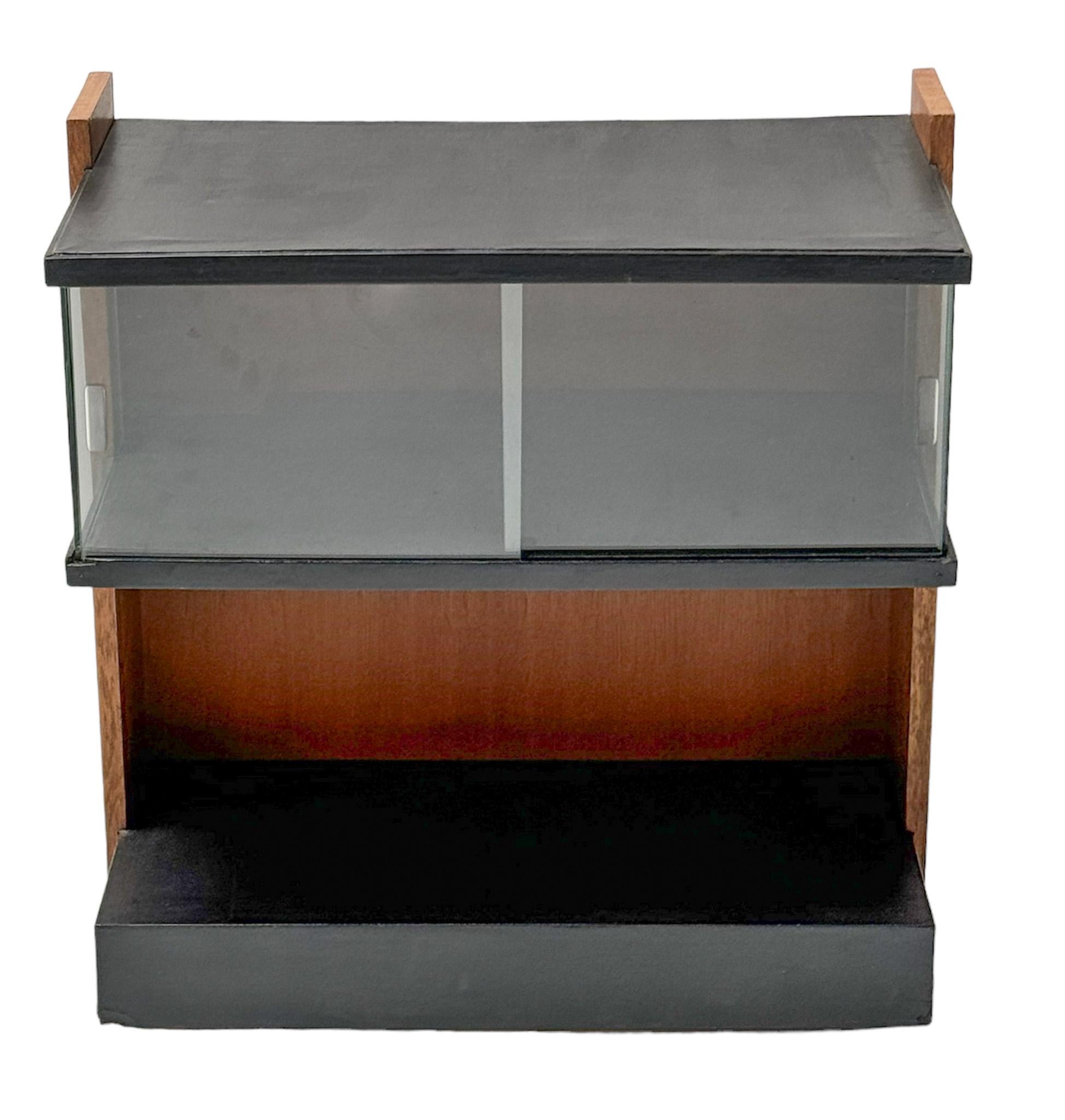 Meuble de rangement moderniste Art Déco de Jan den Drijver pour De Stijl Den Haag, années 1920 Bon état à Amsterdam, NL