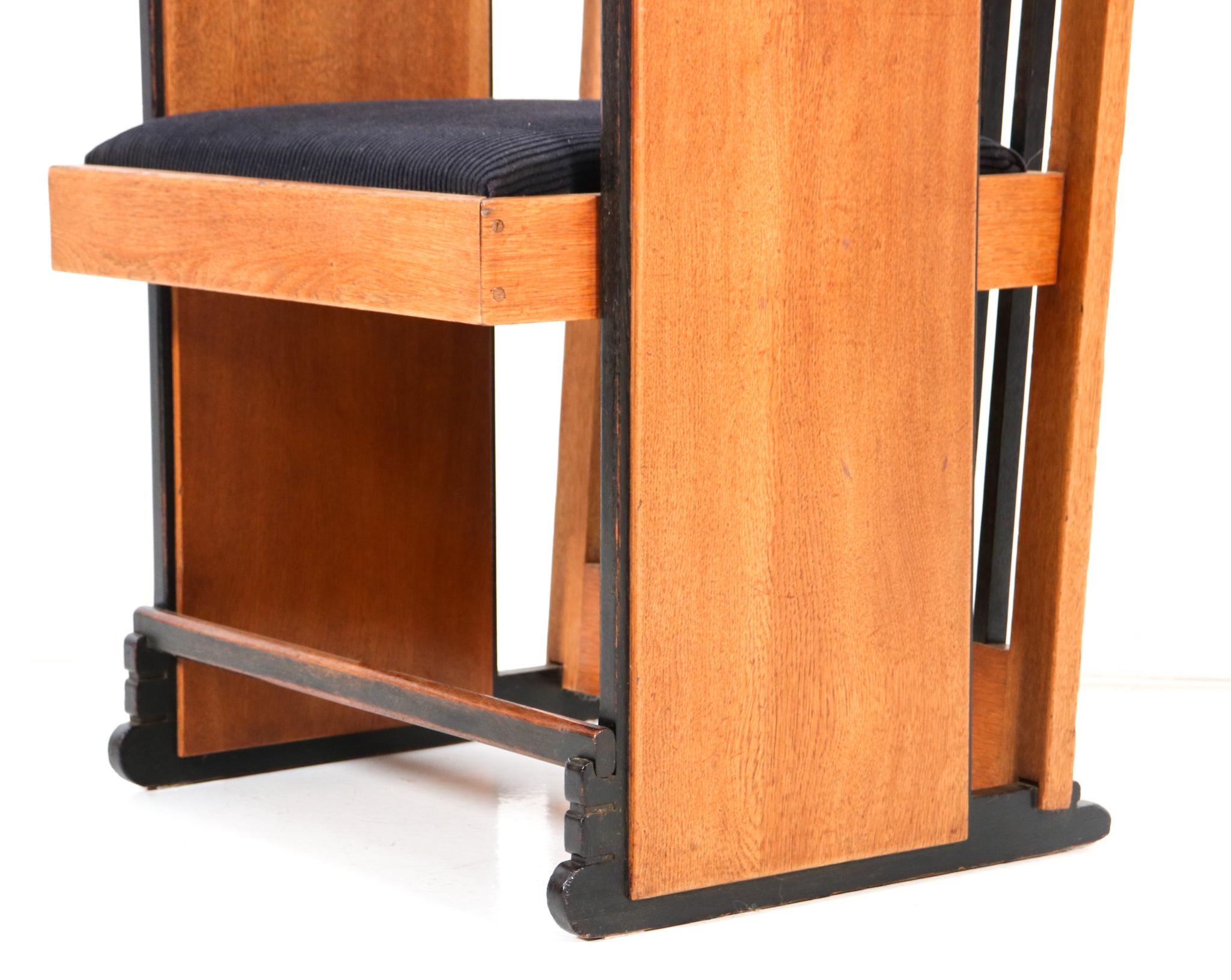  Oak Art Deco Modernist High Back Dining Room Chairs by Architect Caspers, 1920s For Sale 12