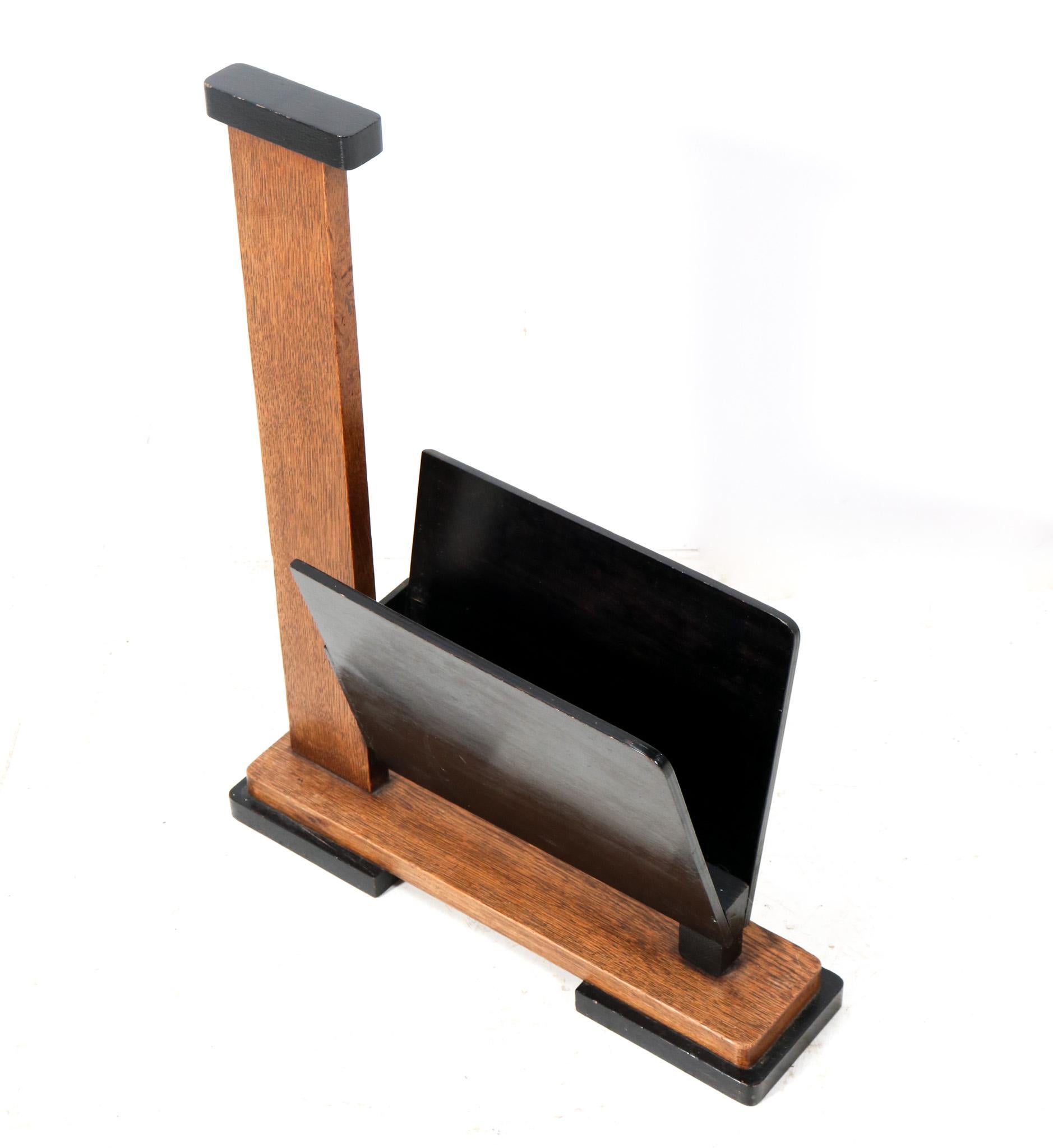 Early 20th Century Oak Art Deco Modernist Magazine Rack, 1920s