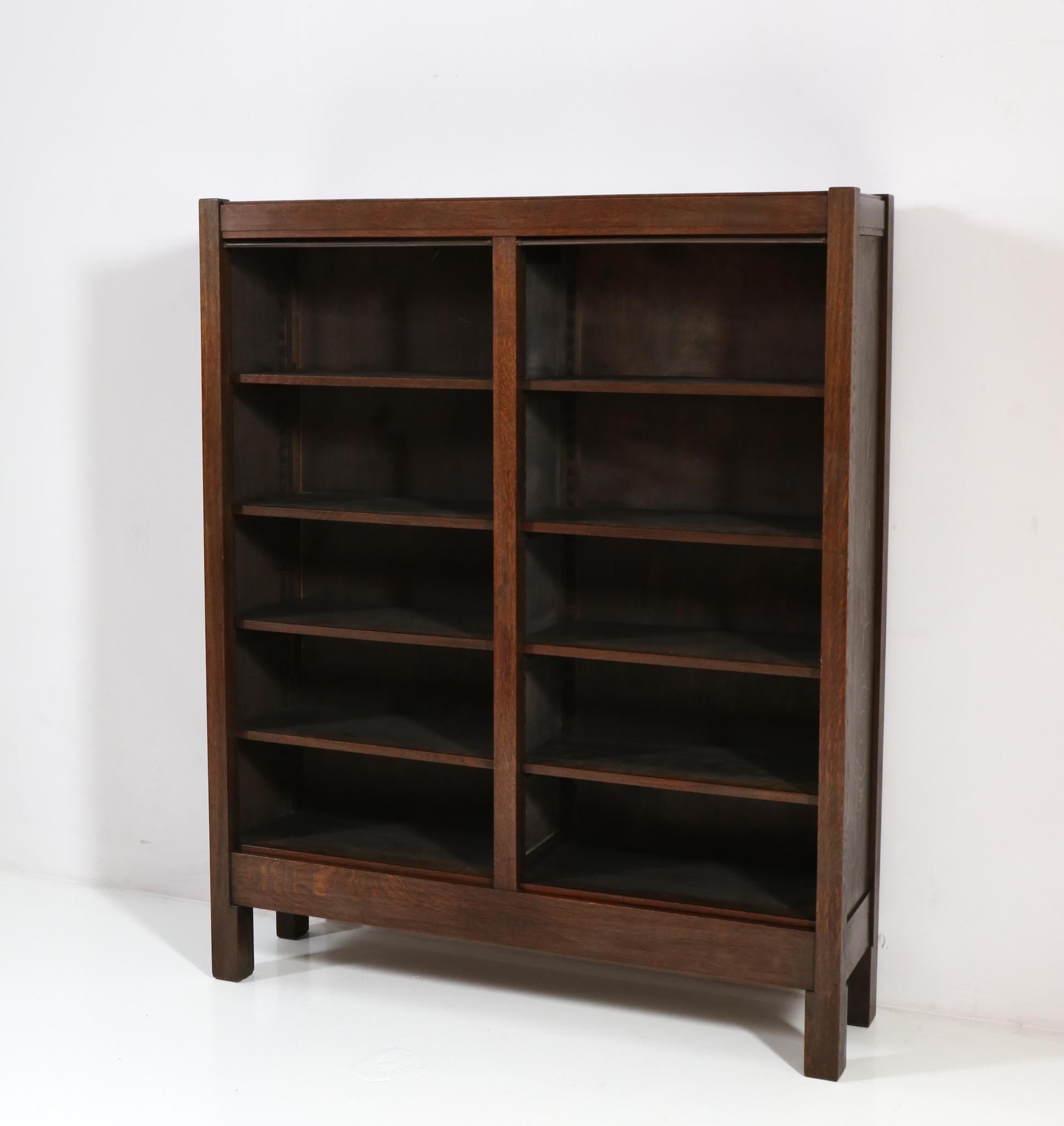 Oak Art Deco Modernist Open Bookcase by Frits Spanjaard for L.O.V. Oosterbeek In Good Condition In Amsterdam, NL