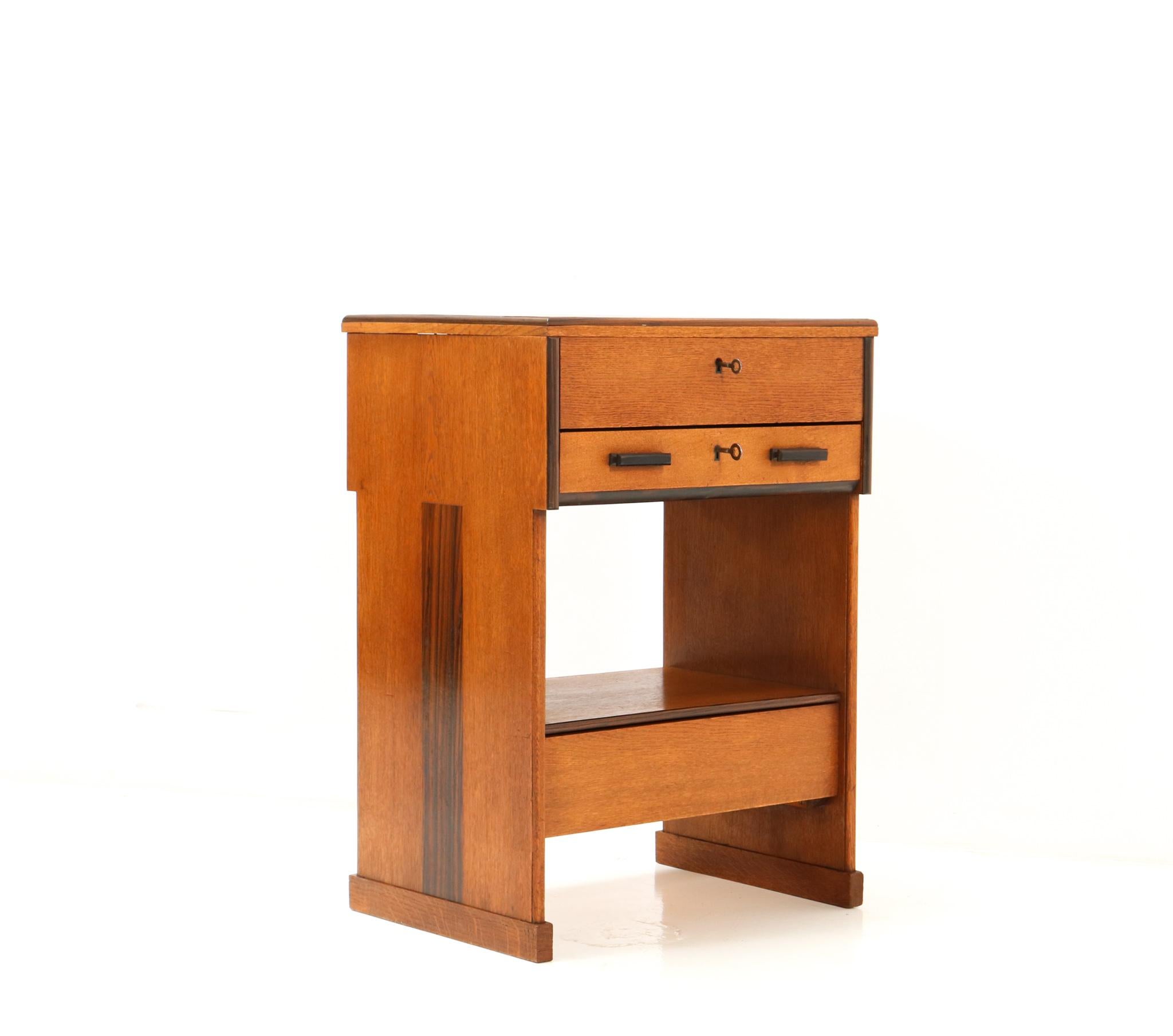 Oak Art Deco Modernist Sewing Table by P.E.L. Izeren for Genneper Molen, 1920s In Good Condition For Sale In Amsterdam, NL