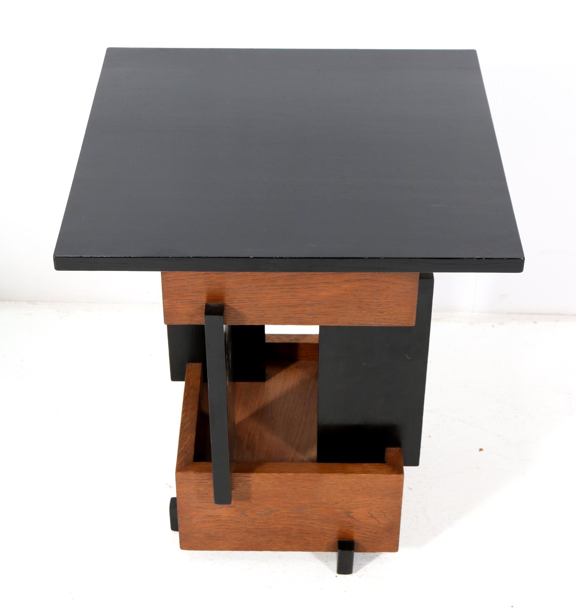 Oak Art Deco Modernist Side Table by Cor Alons, 1930s In Good Condition For Sale In Amsterdam, NL