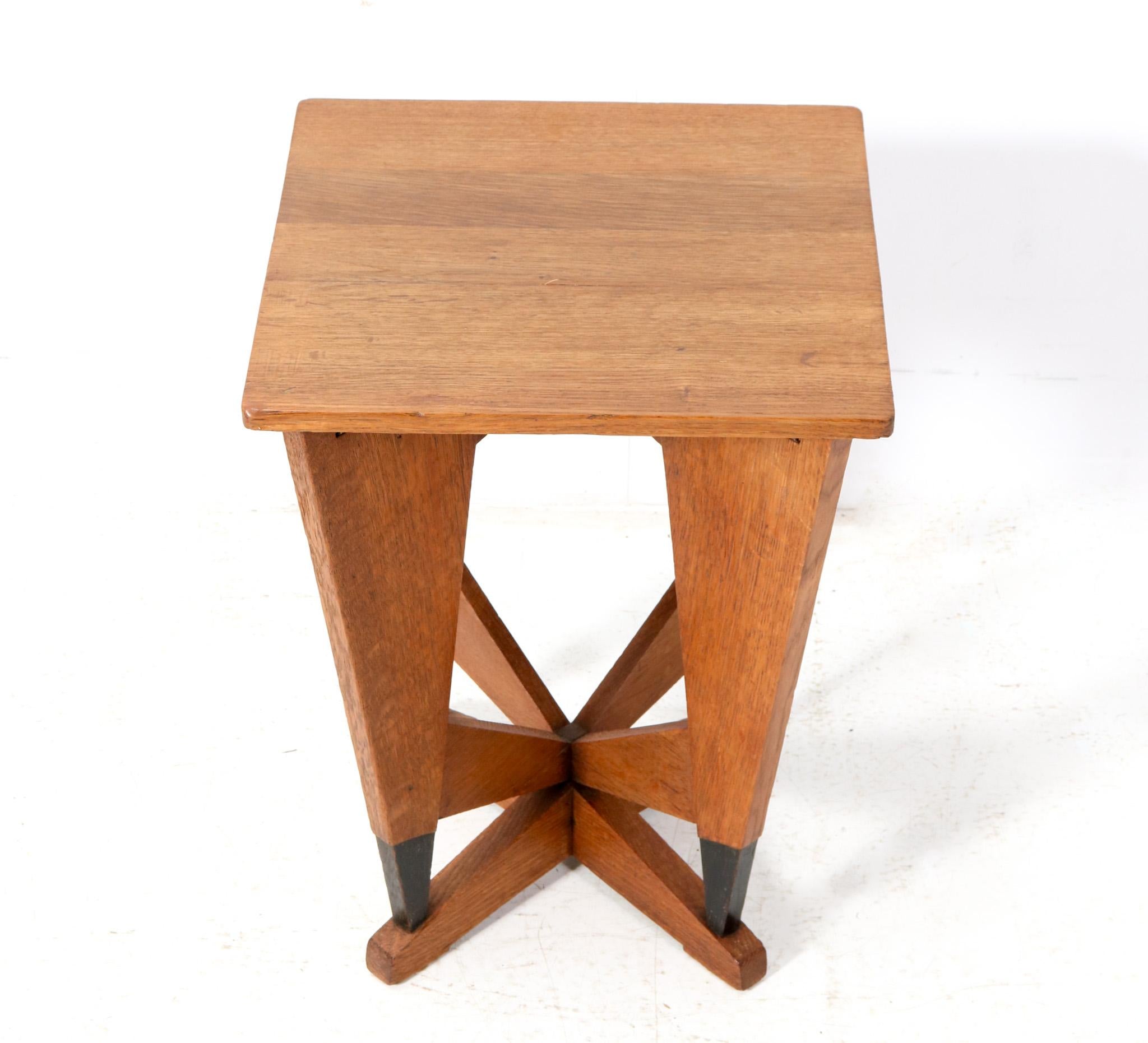 Oak Art Deco Modernist Side Table by P.E.L. Izeren for De Genneper Molen, 1920s 2