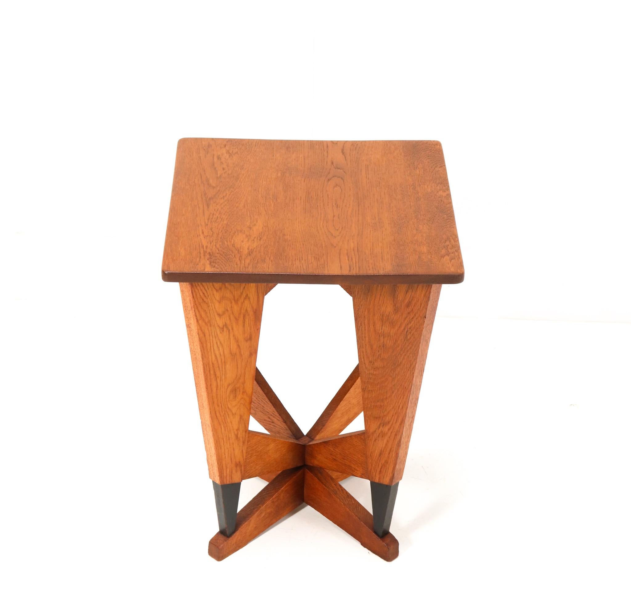 Early 20th Century Oak Art Deco Modernist Side Table by P.E.L. Izeren for Genneper Molen, 1920s