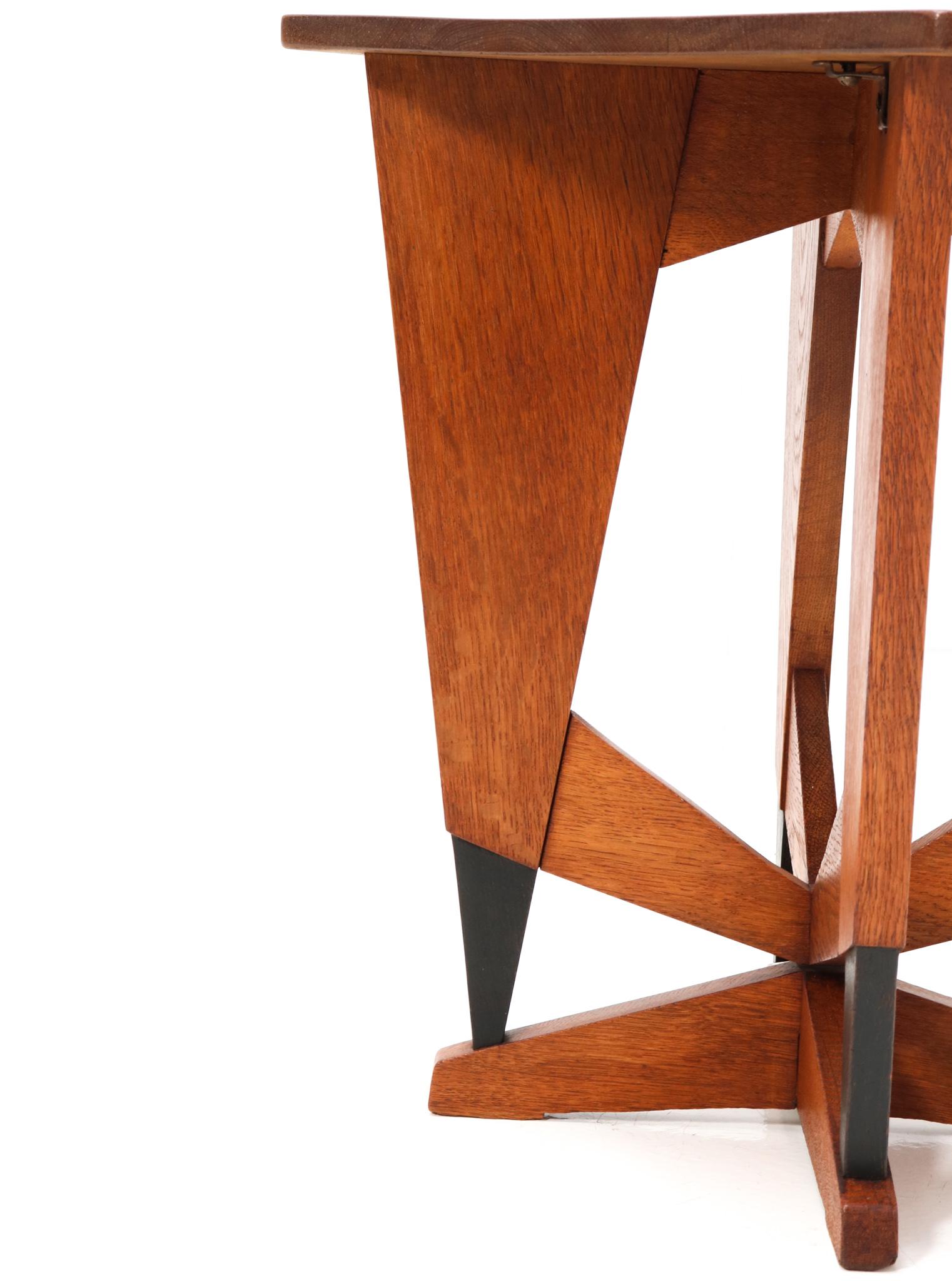 Oak Art Deco Modernist Side Table by P.E.L. Izeren for Genneper Molen, 1920s 3