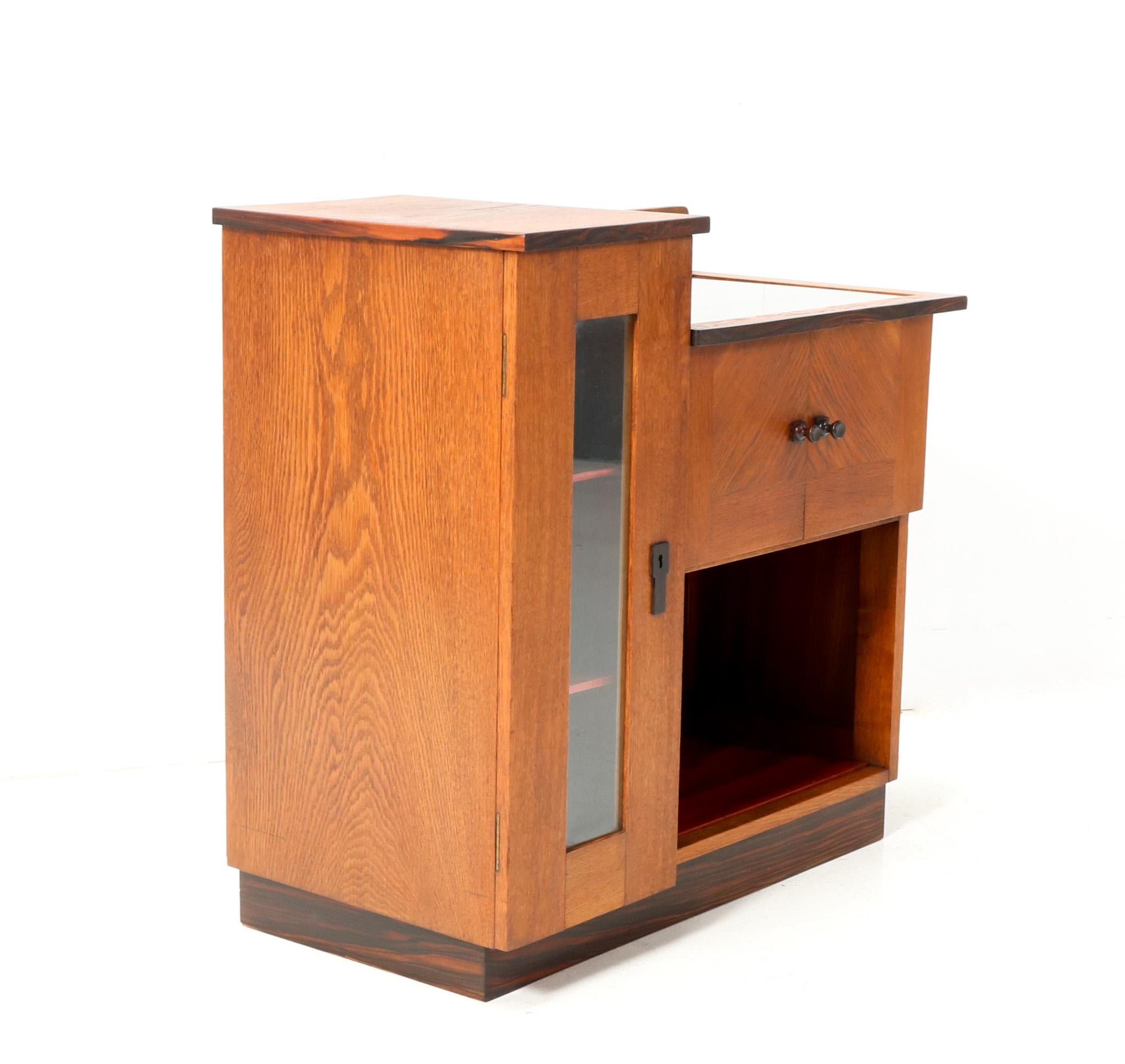 Oak Art Deco Modernist Tea Cabinet by P.E.L. Izeren for De Genneper Molen For Sale 1