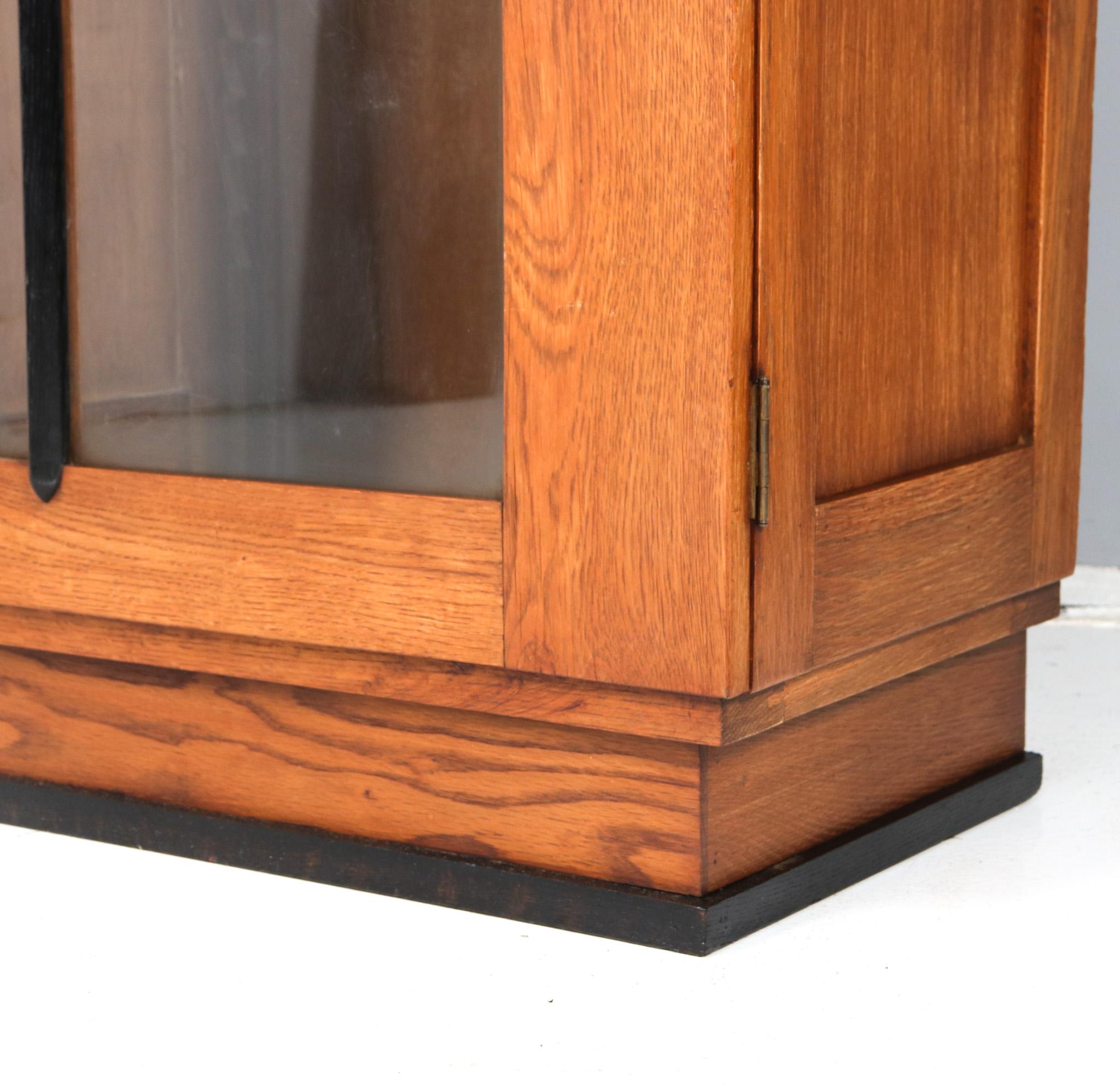 Oak Art Deco Modernist Three-Door Bookcase, 1920s For Sale 3