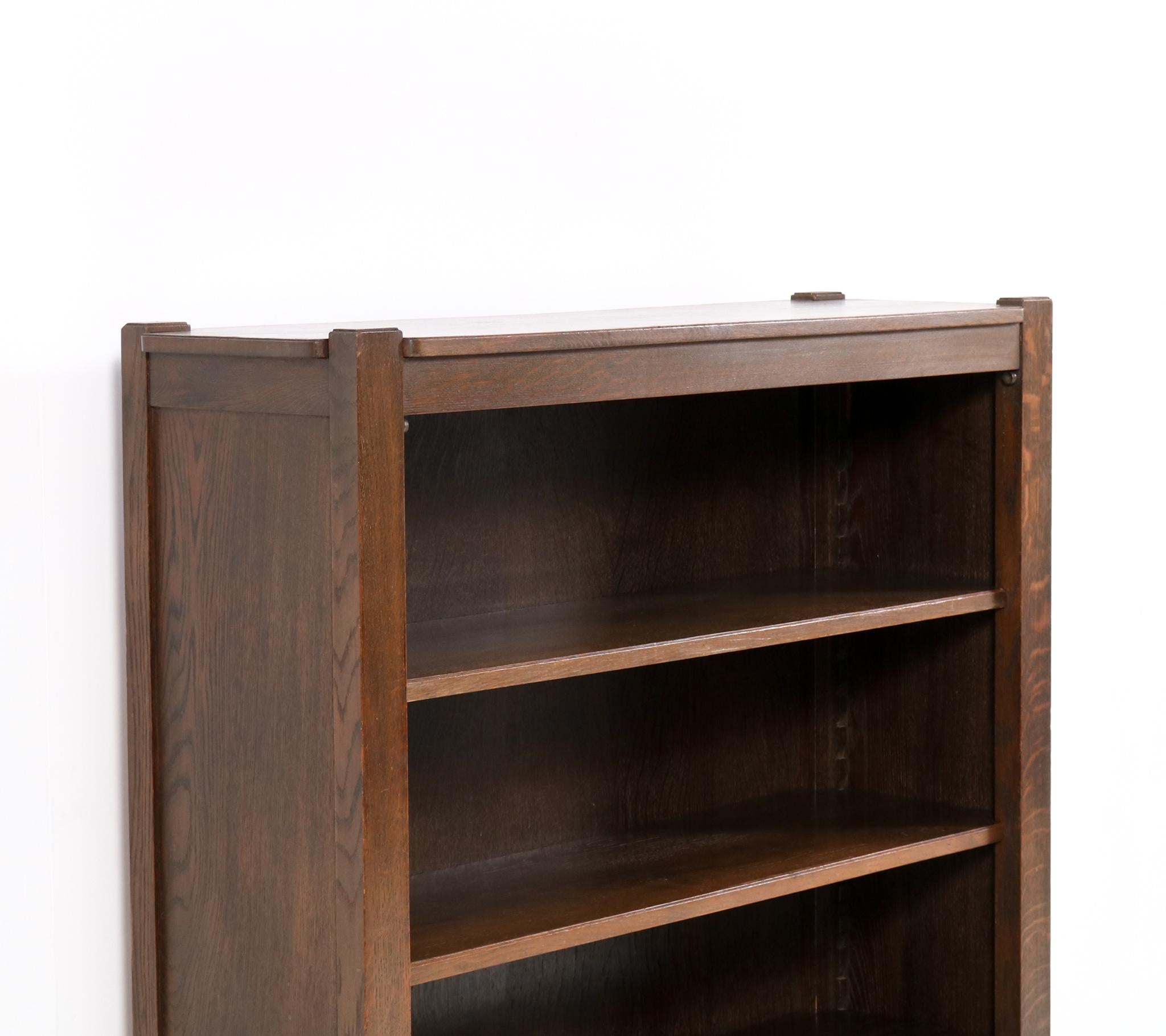 Early 20th Century Oak Art Deco Open Bookcase by Frits Spanjaard for L.O.V. Oosterbeek, 1920s For Sale