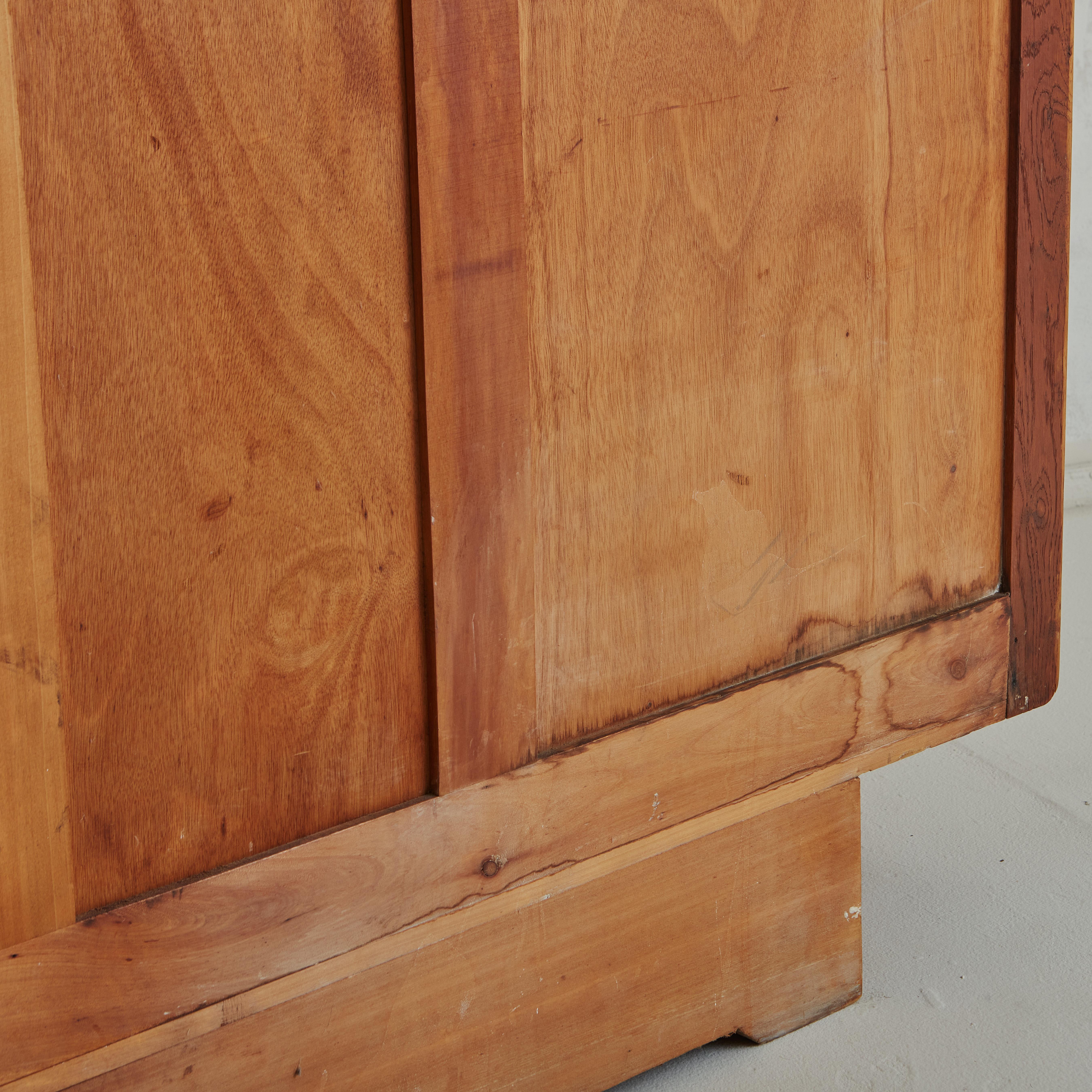  Oak Art-Decò Sideboard with Marble Insert For Sale 4