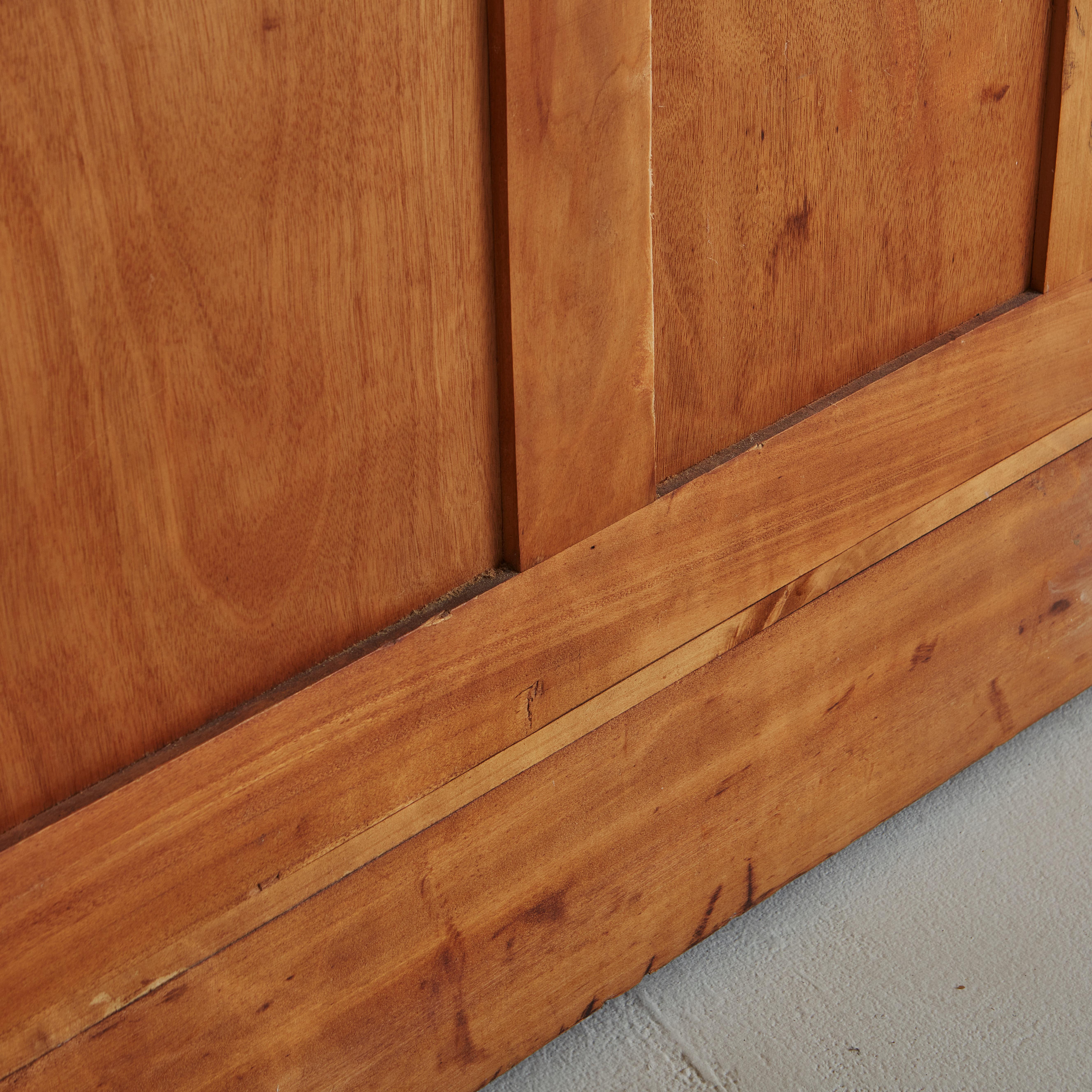  OAK Art-Decò Sideboard mit Marmoreinsatz (Holz) im Angebot