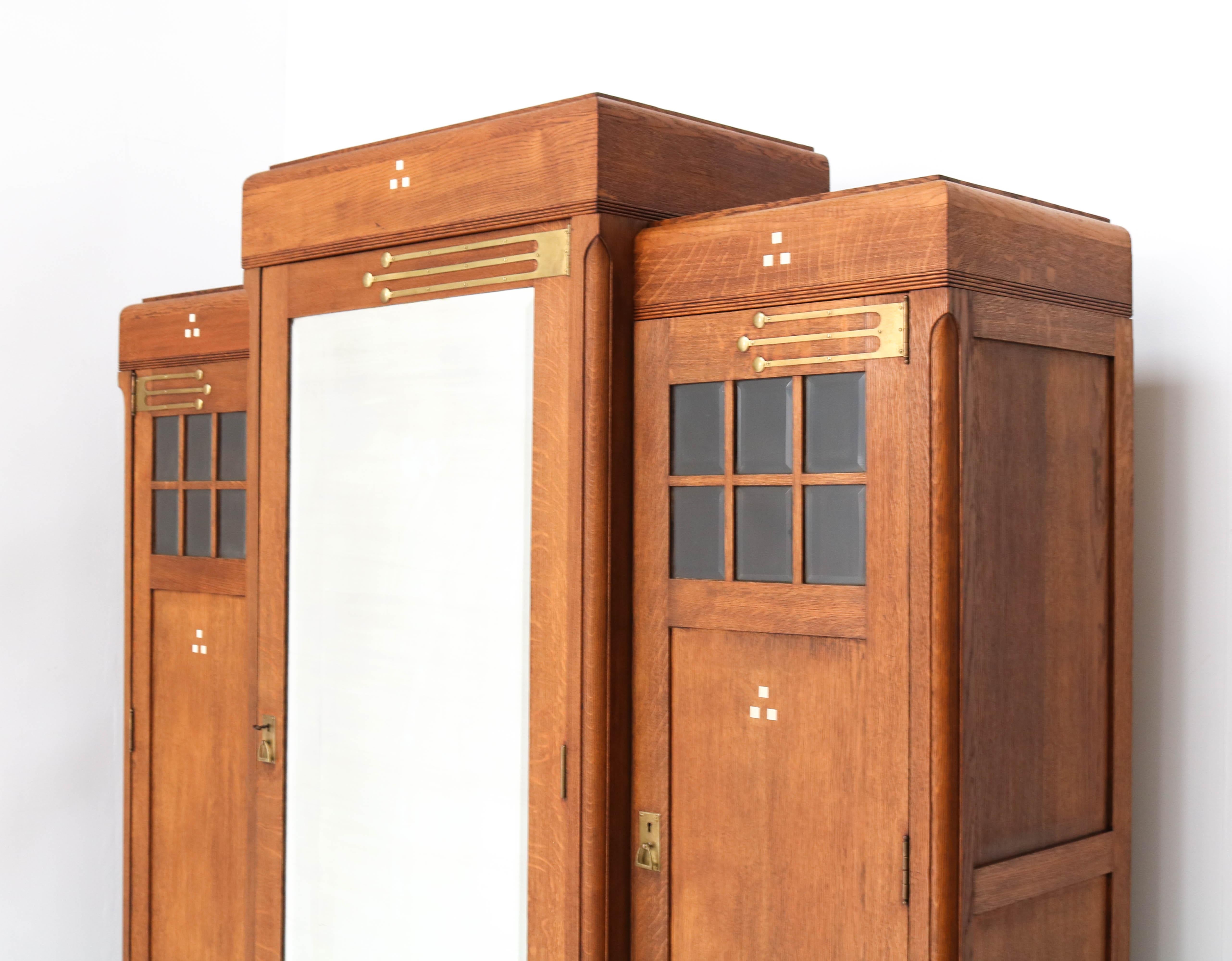 Oak Art Nouveau Arts & Crafts Armoire or Wardrobe, 1900s In Good Condition In Amsterdam, NL