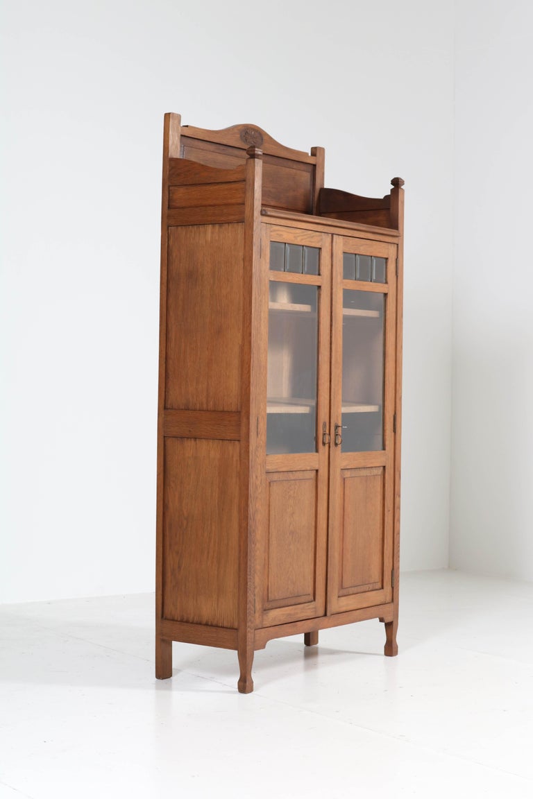 Oak Art Nouveau Arts and Crafts Bookcase, 1900s For Sale at 1stdibs