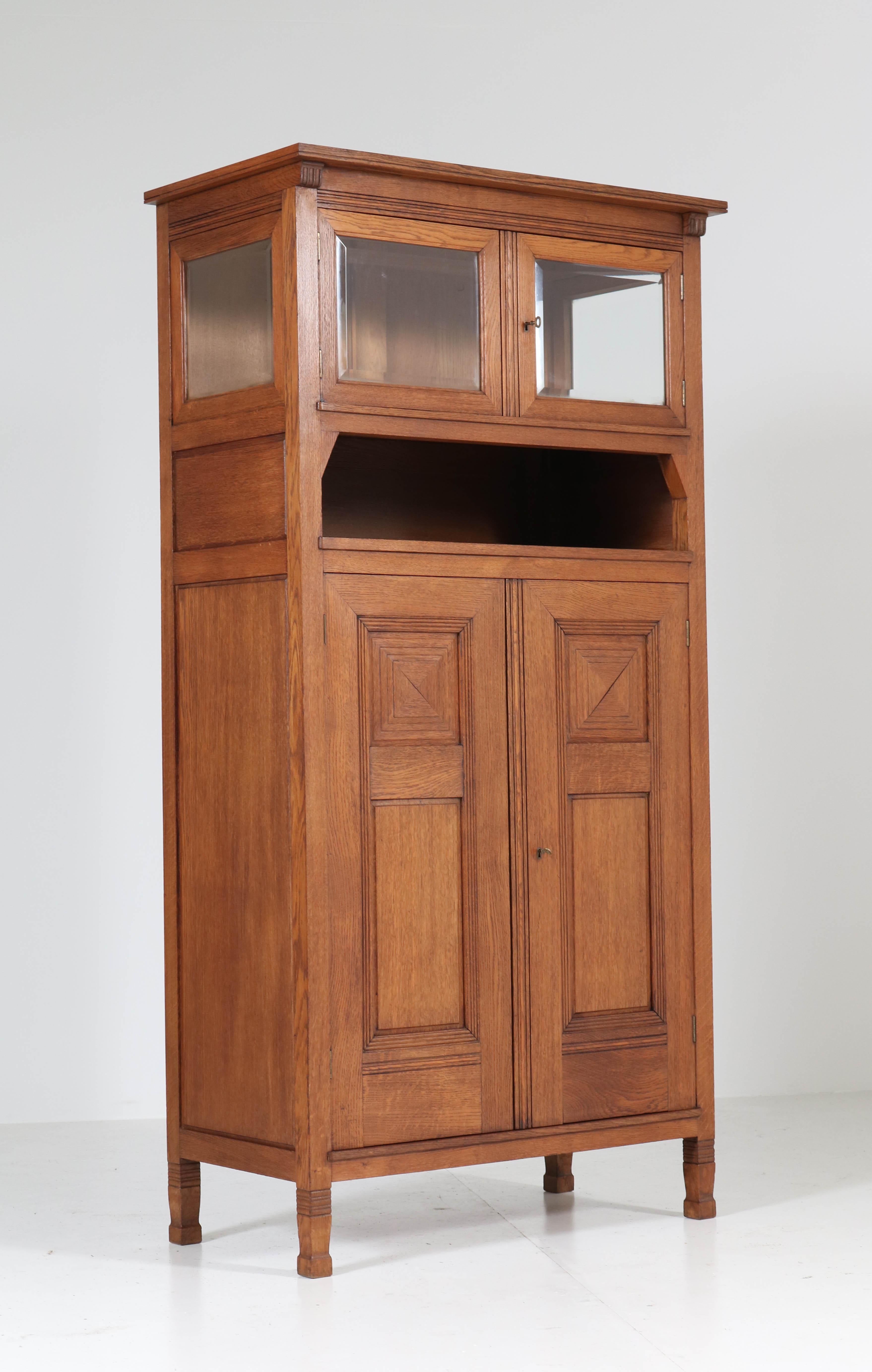 Oak Art Nouveau Arts & Crafts Bookcase by A.R. Wittop Koning for J.A. Huizinga 4