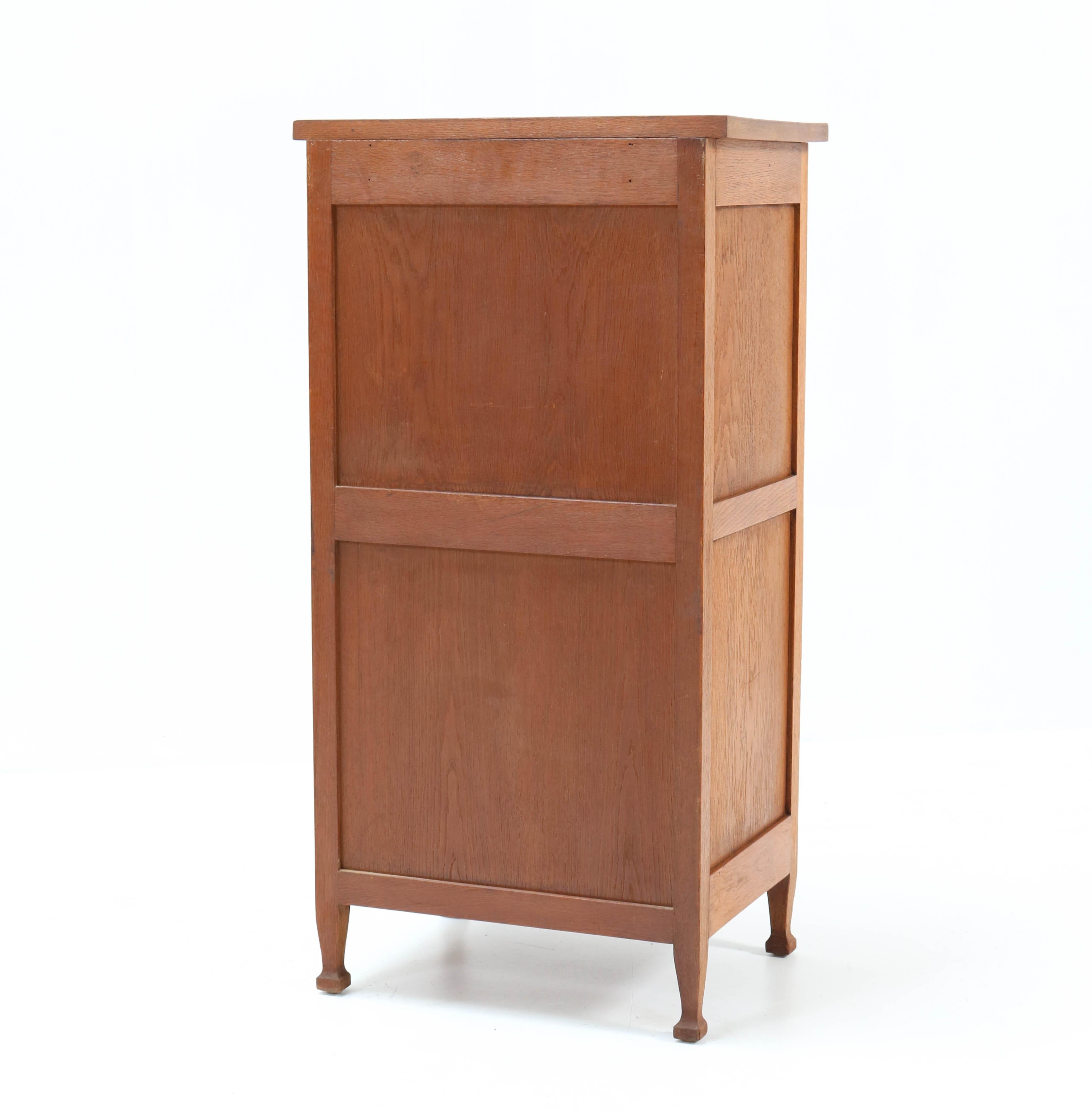 Macassar Oak Art Nouveau Arts & Crafts Cabinet, 1900s