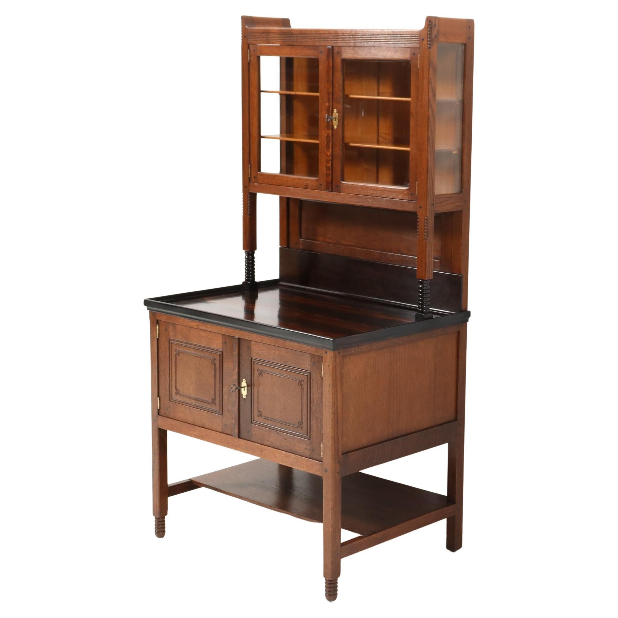 Oak Art Nouveau Arts & Crafts Cupboard by Jac. van den Bosch for 't Binnenhuis For Sale