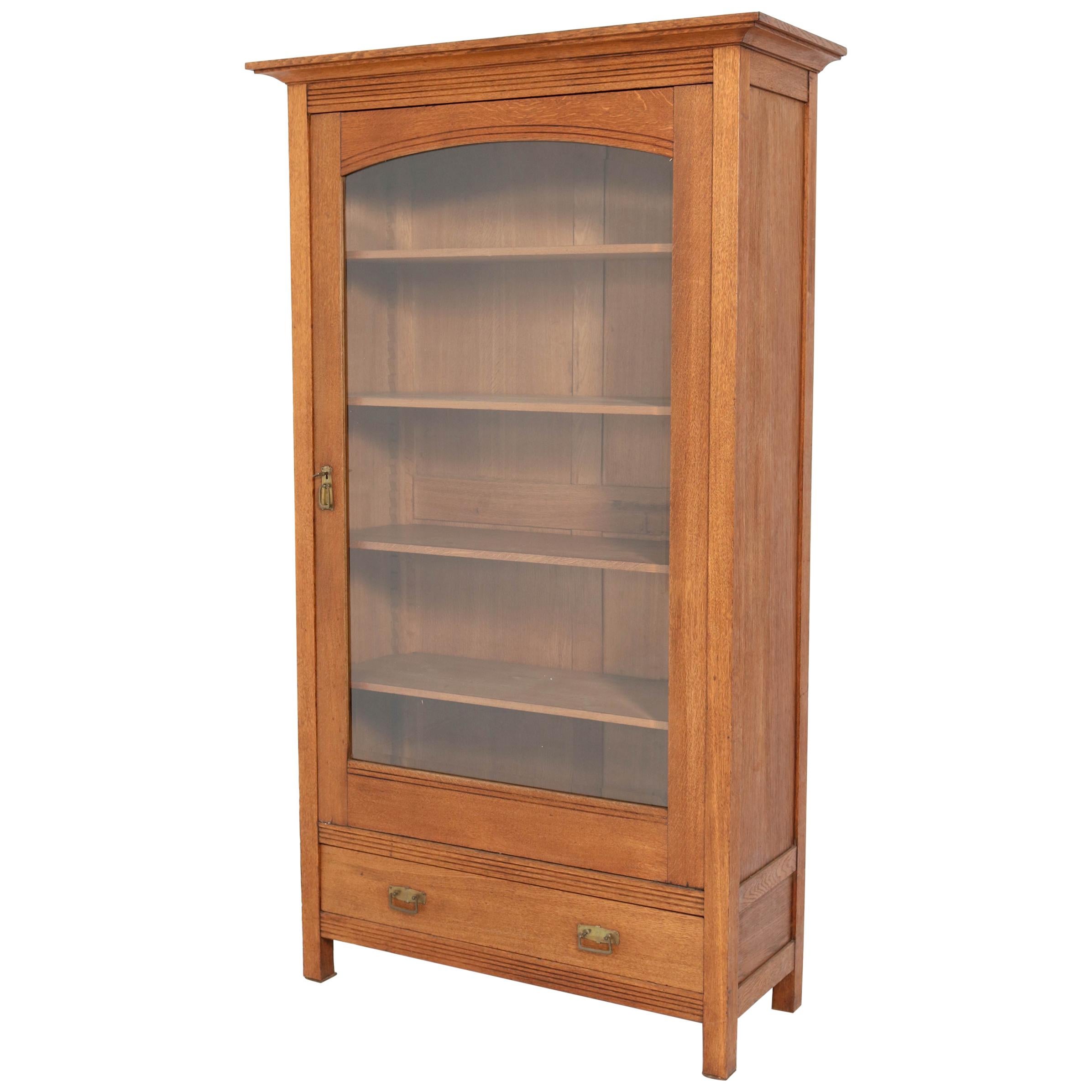 Oak Arts and Crafts Art Nouveau Bookcase, 1905 For Sale at 1stDibs