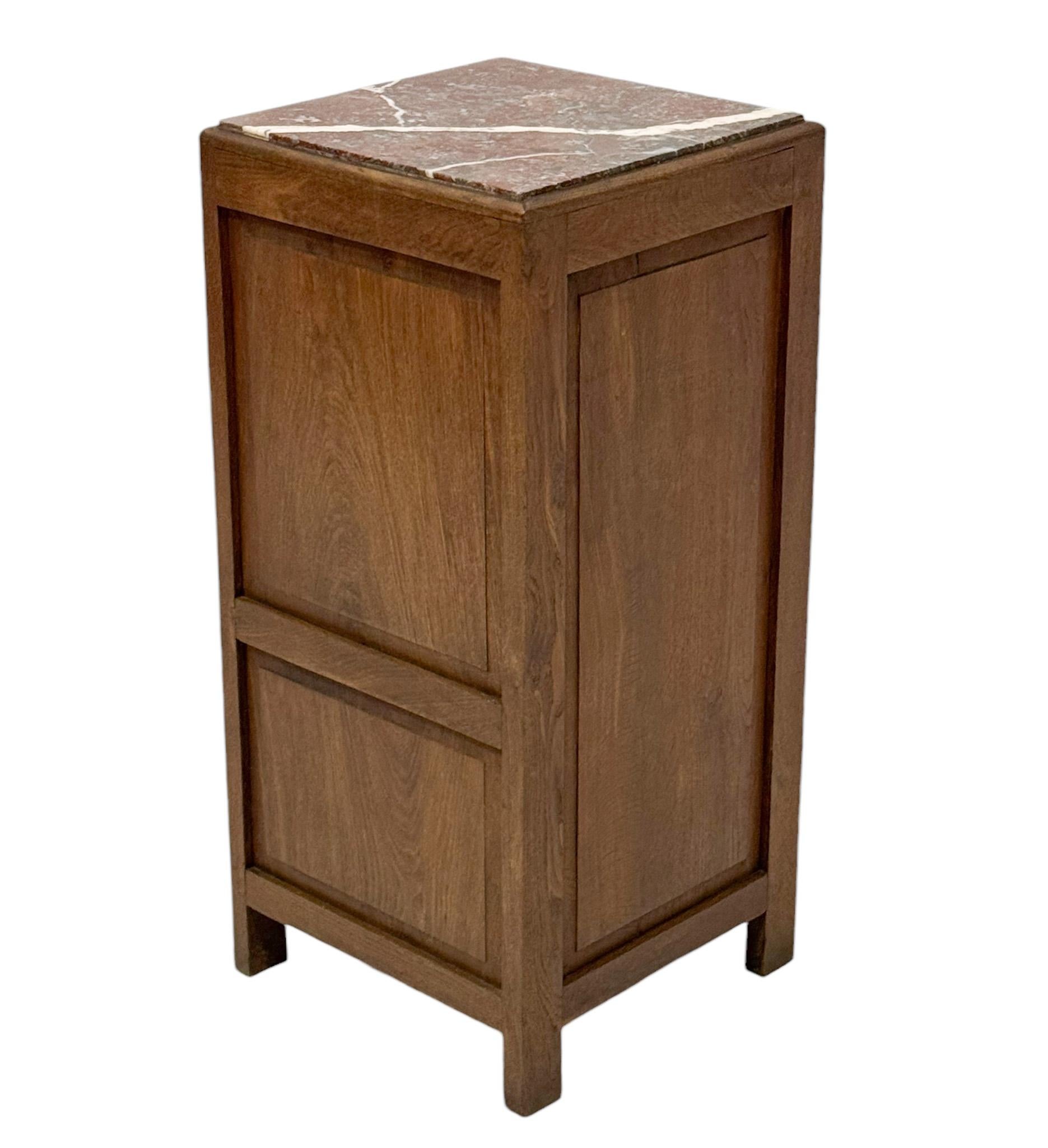 Early 20th Century Oak Art Nouveau Nightstand or Bedside Table, 1900s