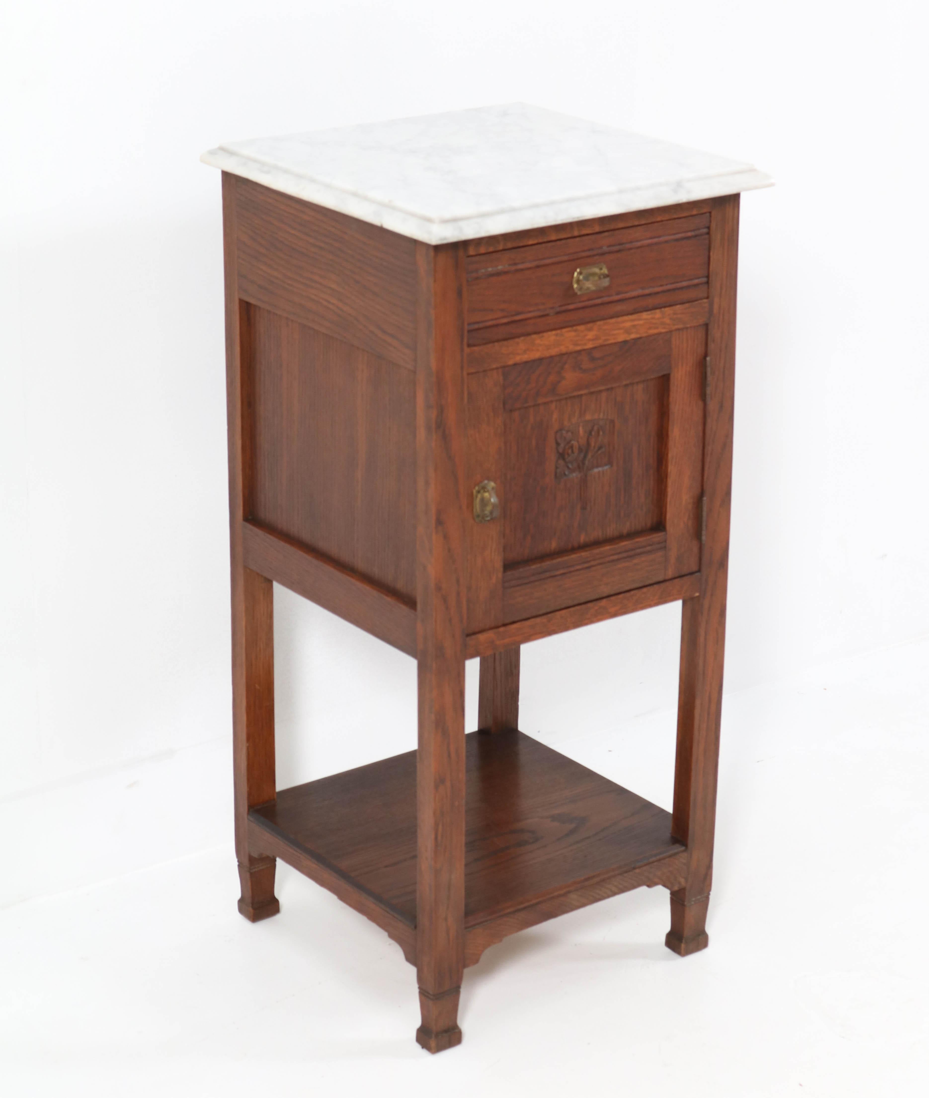 Oak Art Nouveau Nightstand with Marble Top, 1900s In Good Condition In Amsterdam, NL