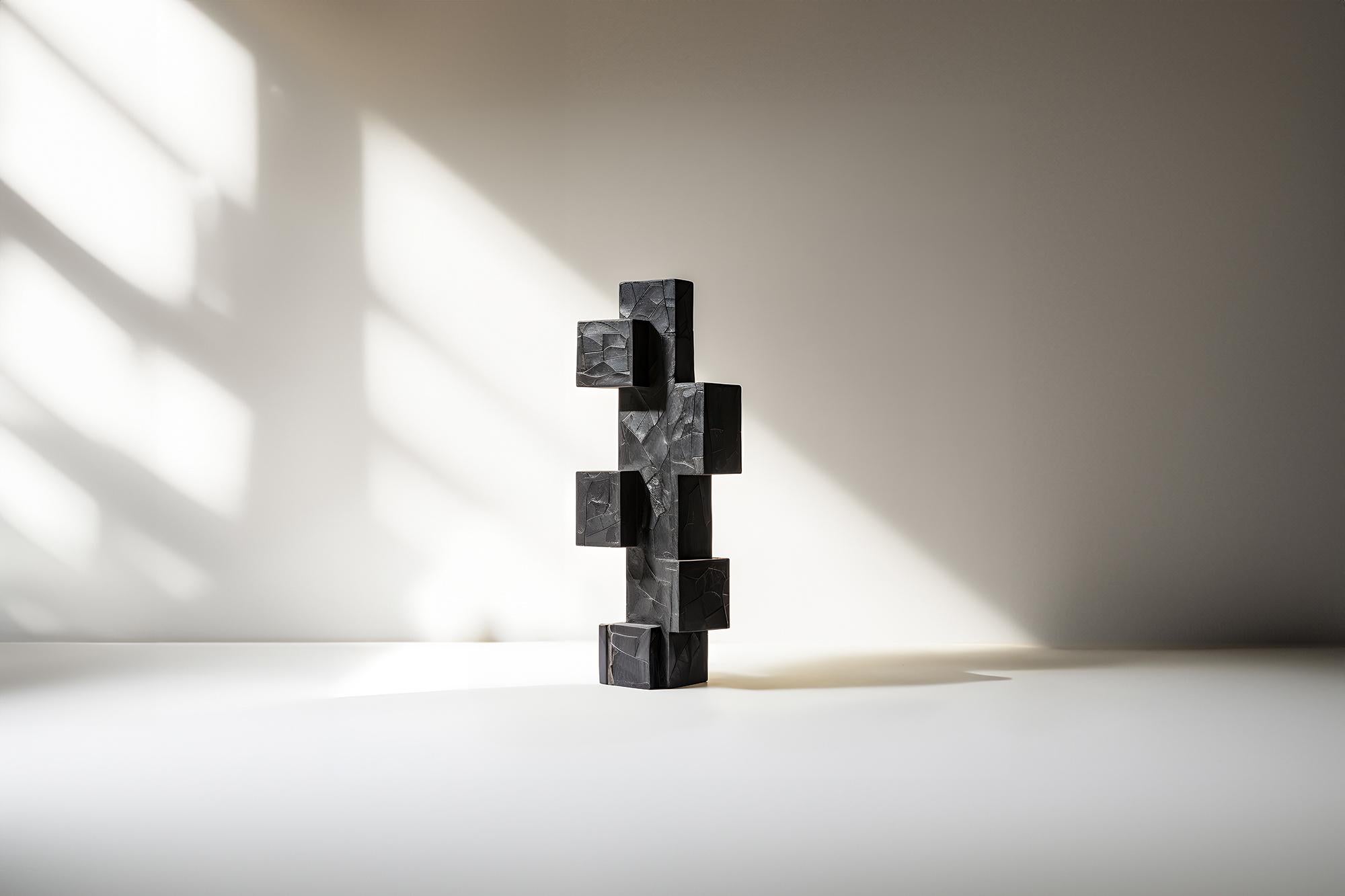 Force artistique invisible n°70 : Table basse de Joel Escalona, mélange de sculptures


Table basse sculpturale en bois massif avec une finition naturelle à base d'eau ou carbonisée. En raison de la nature du processus de production, chaque pièce
