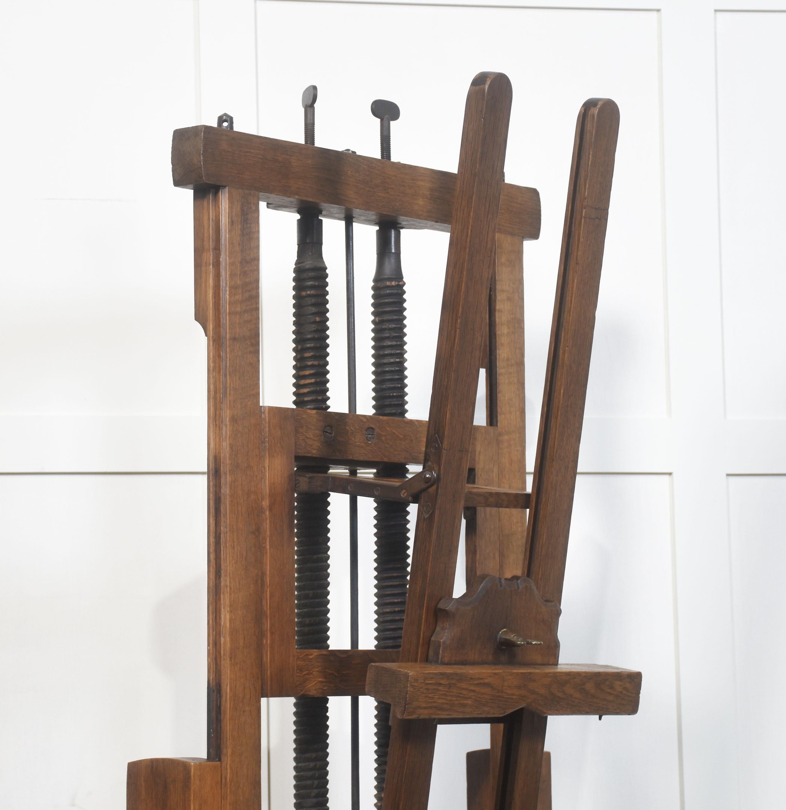 Oak artist’s fully adjustable studio easel 5