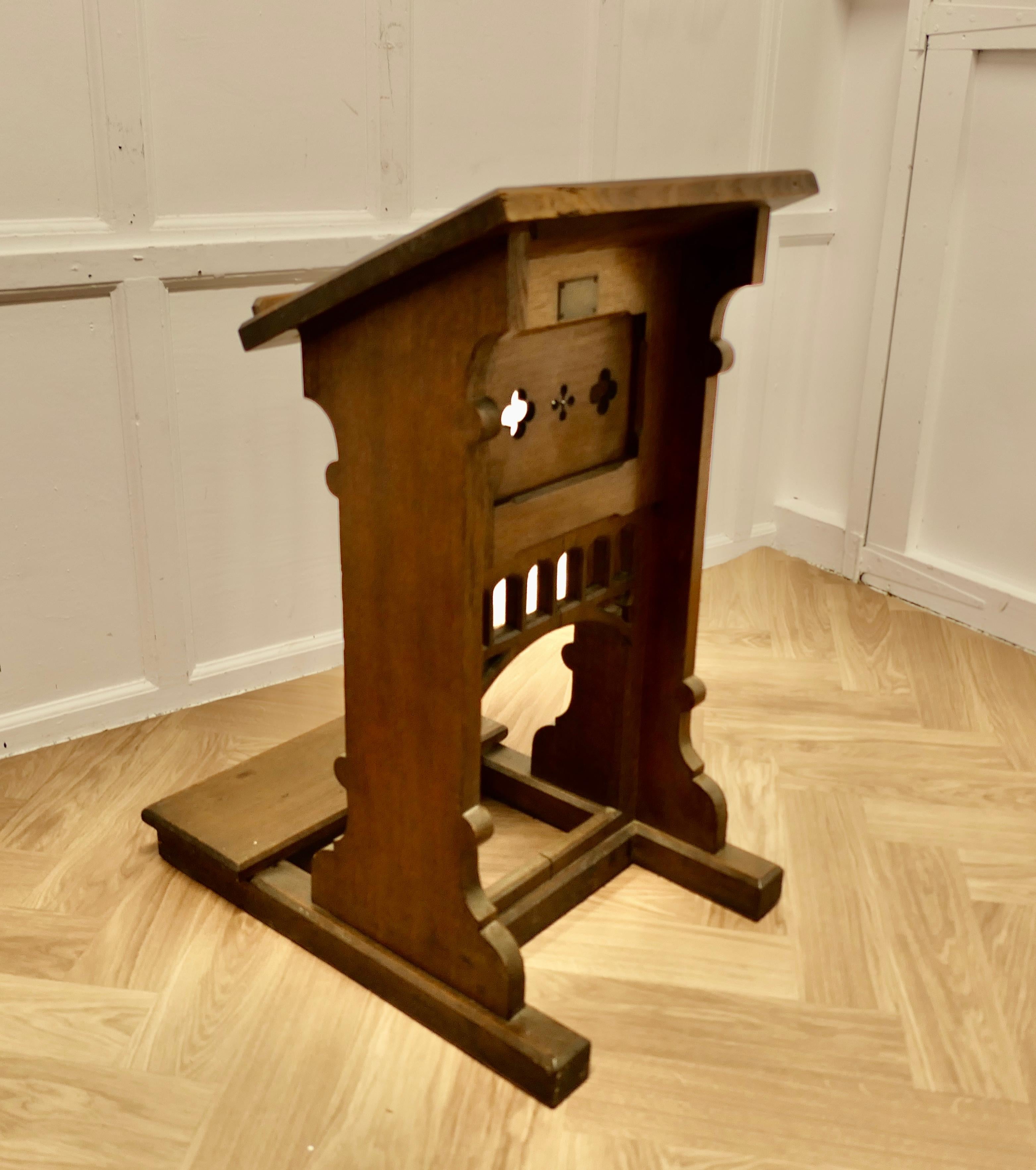 Station de reconnaissance de bureau Arts and Crafts en vente 2