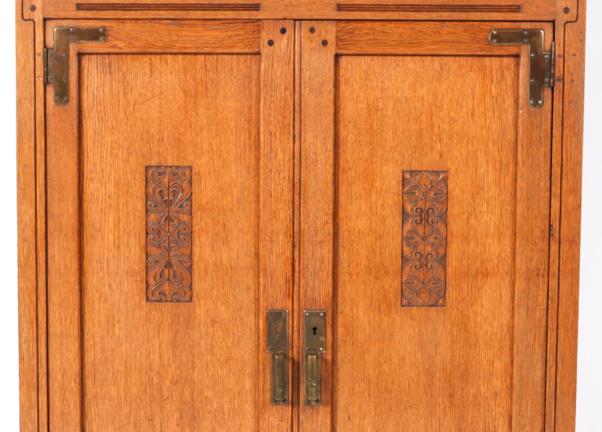 Late 19th Century Oak Arts & Crafts Armoire by Willem Penaat for Fa. Haag & Zn  Amsterdam, 1897 For Sale