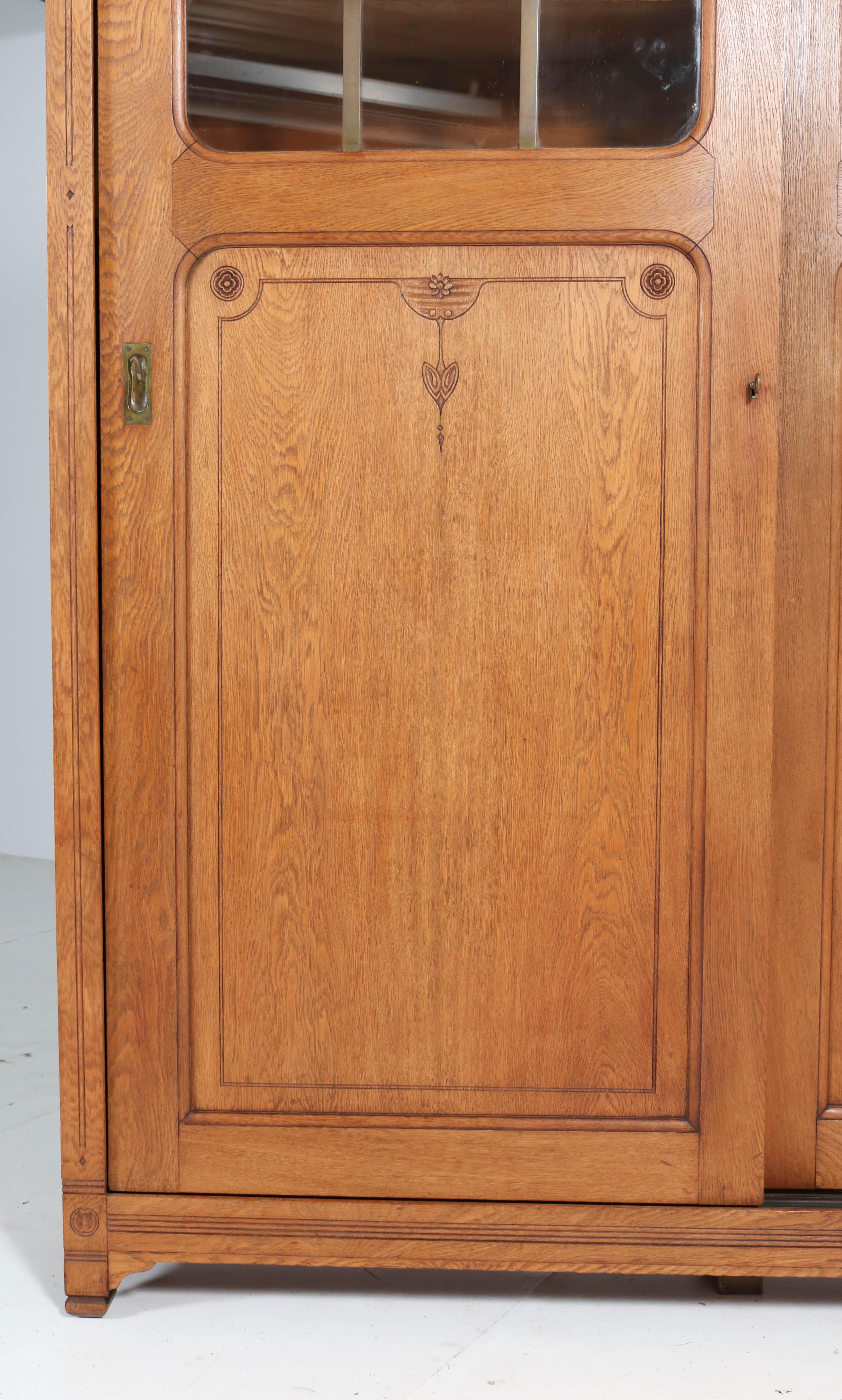 Arts and Crafts Oak Arts & Crafts Art Nouveau Bookcase with Original Sliding Doors, 1900s