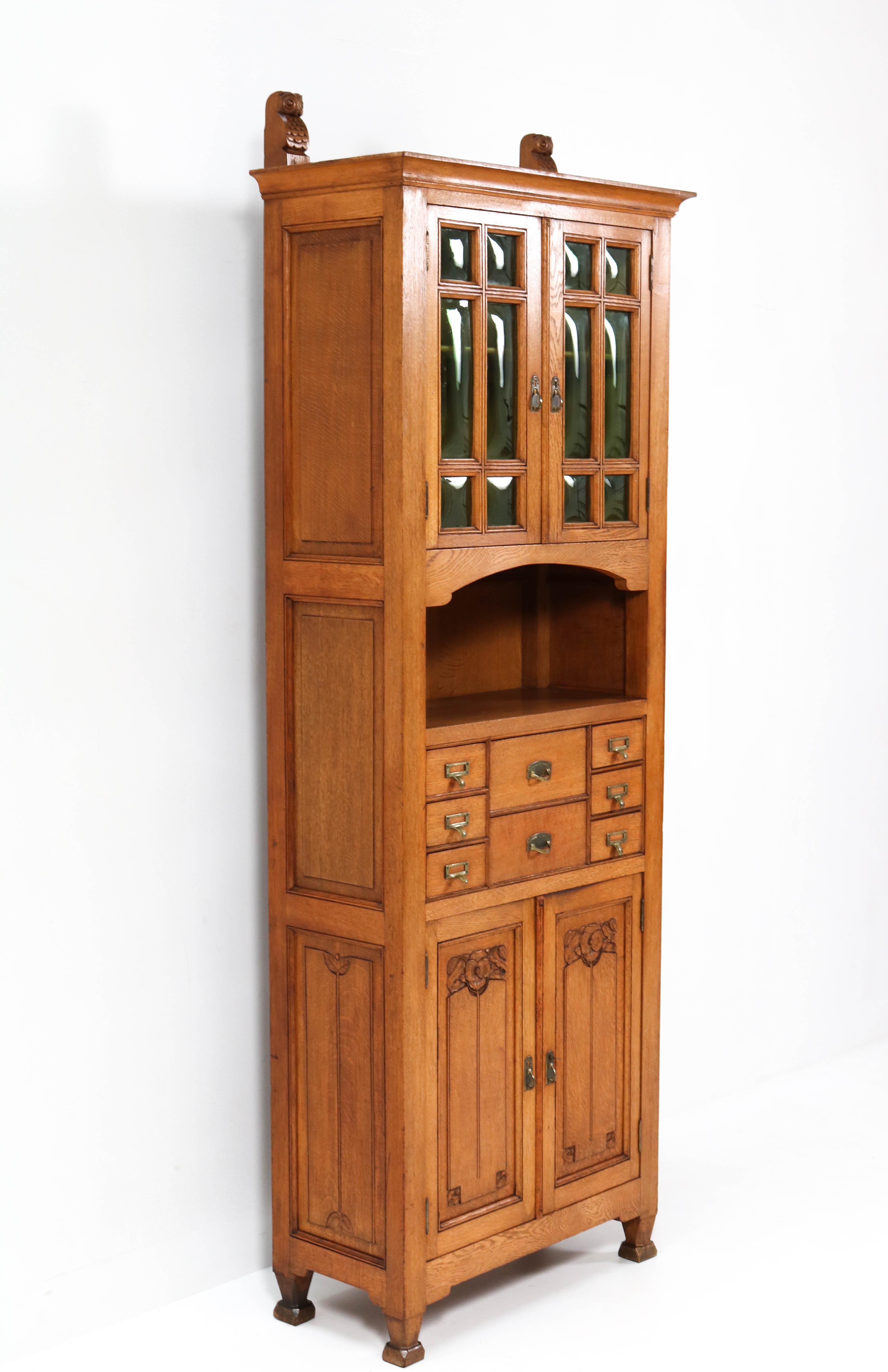 Oak Arts & Crafts Art Nouveau Cabinet by Kobus de Graaff, 1900s In Good Condition In Amsterdam, NL