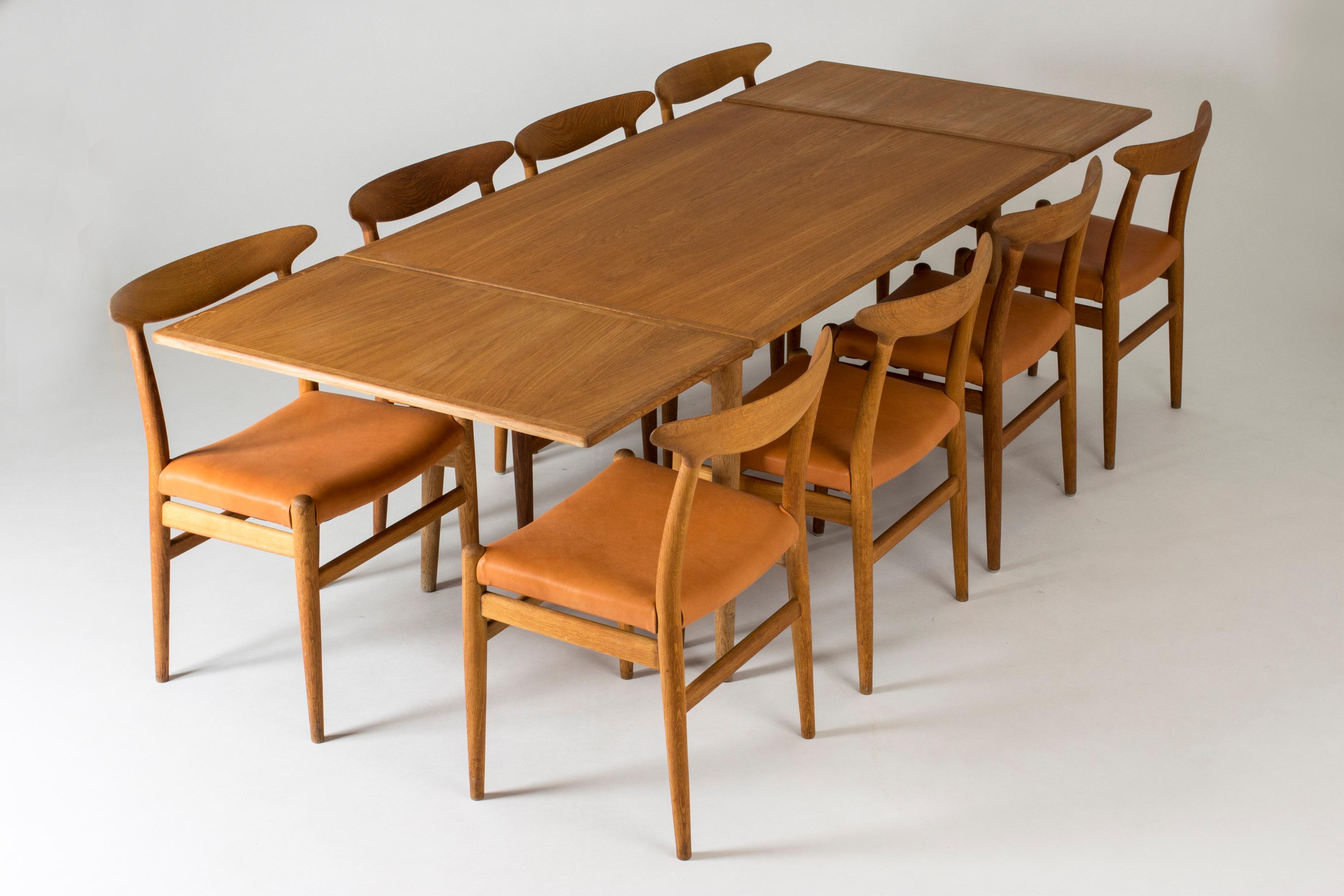 Oak “AT 312” Dining Table by Hans J. Wegner 4