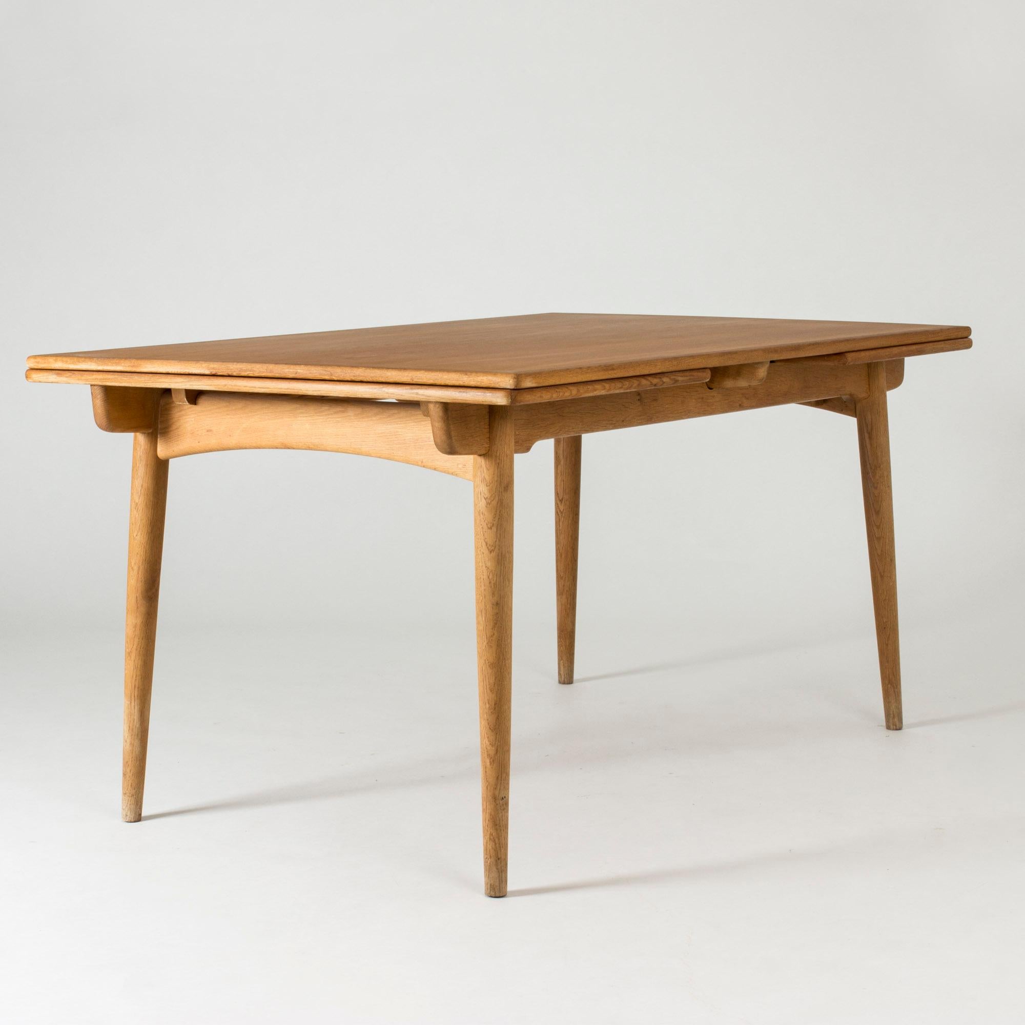 Scandinavian Modern Oak “AT 312” Dining Table by Hans J. Wegner