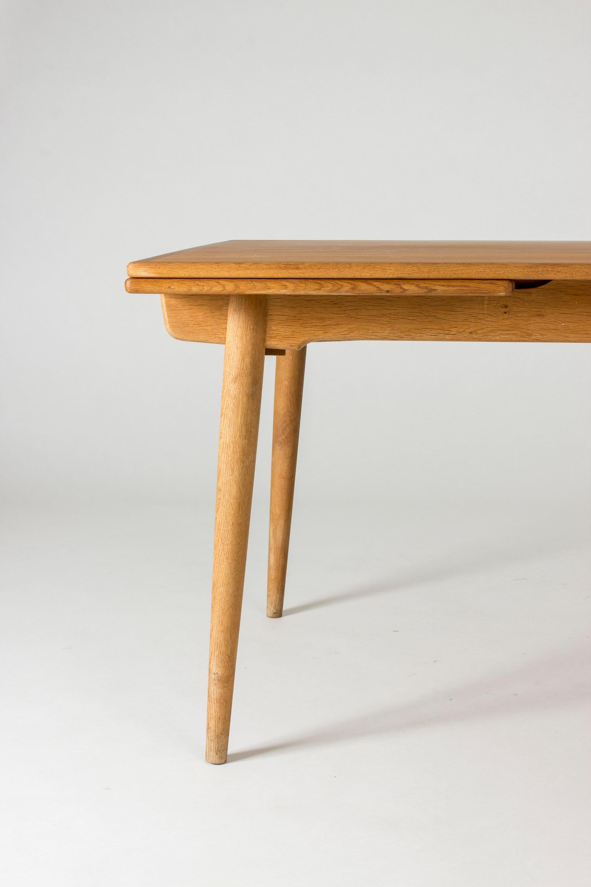 Mid-20th Century Oak “AT 312” Dining Table by Hans J. Wegner