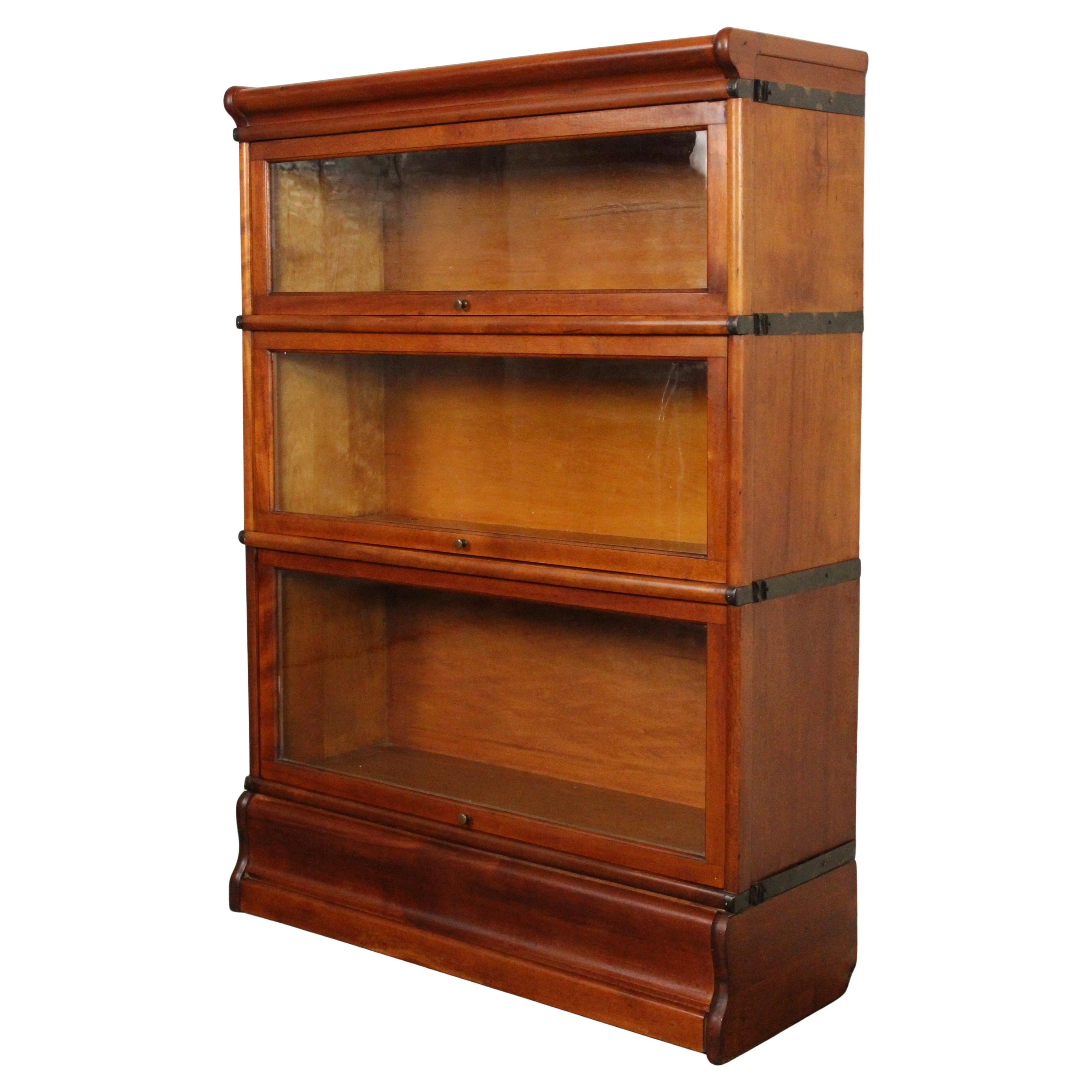 Libreria Barrister in Oak di Globe Wernicke in vendita