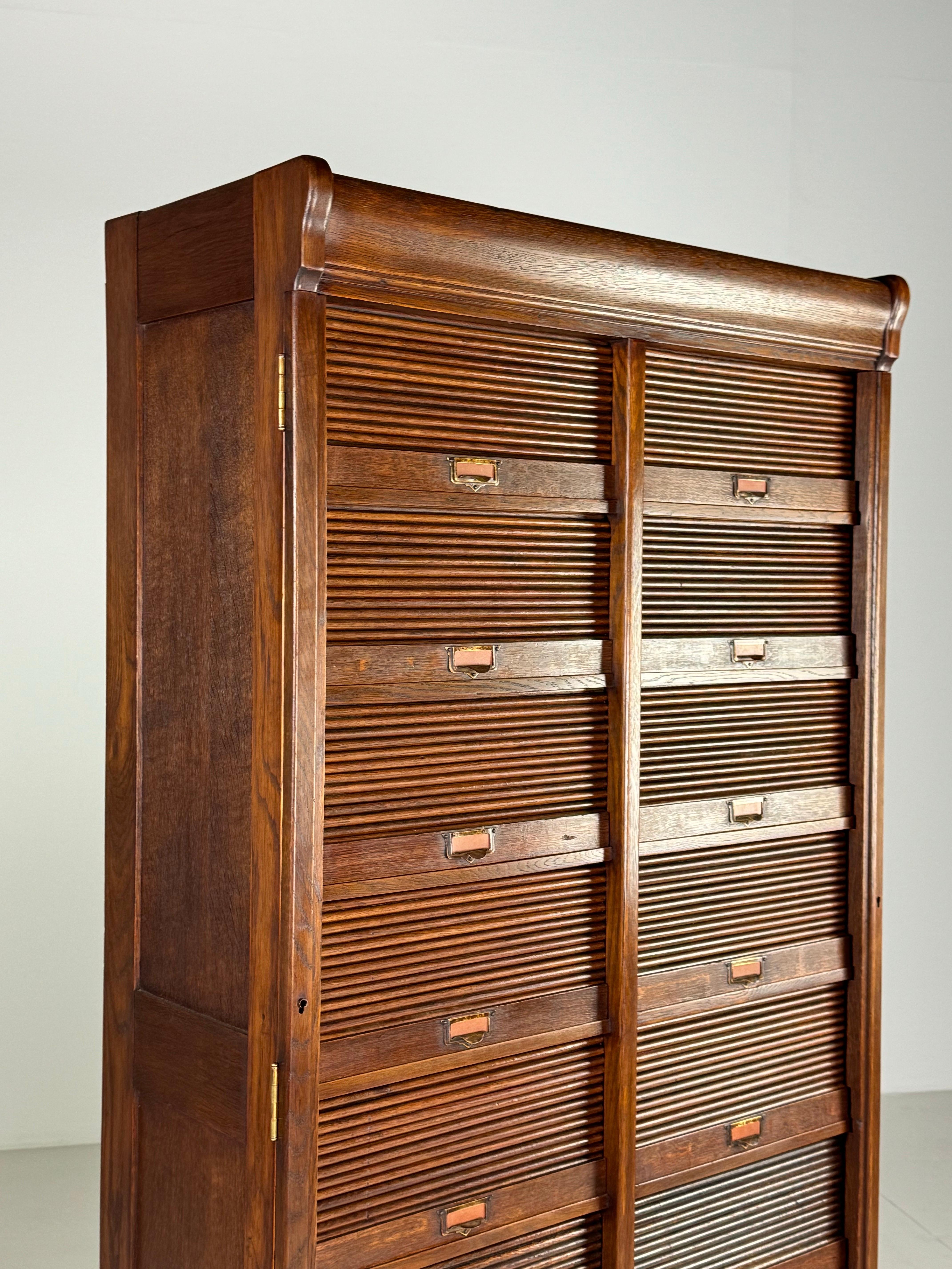 Oak Belgian filing cabinet For Sale 11