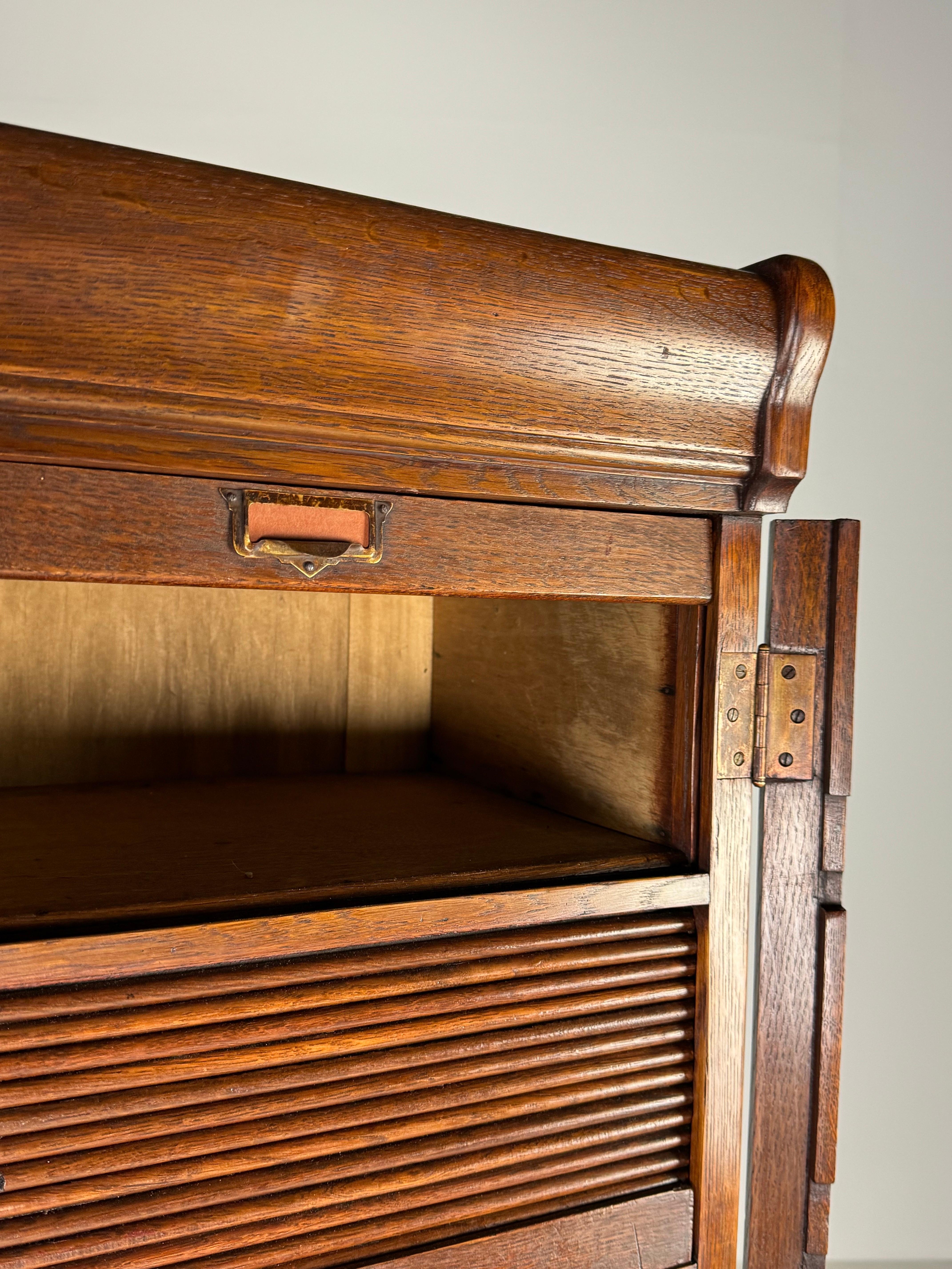 Oak Belgian filing cabinet For Sale 13