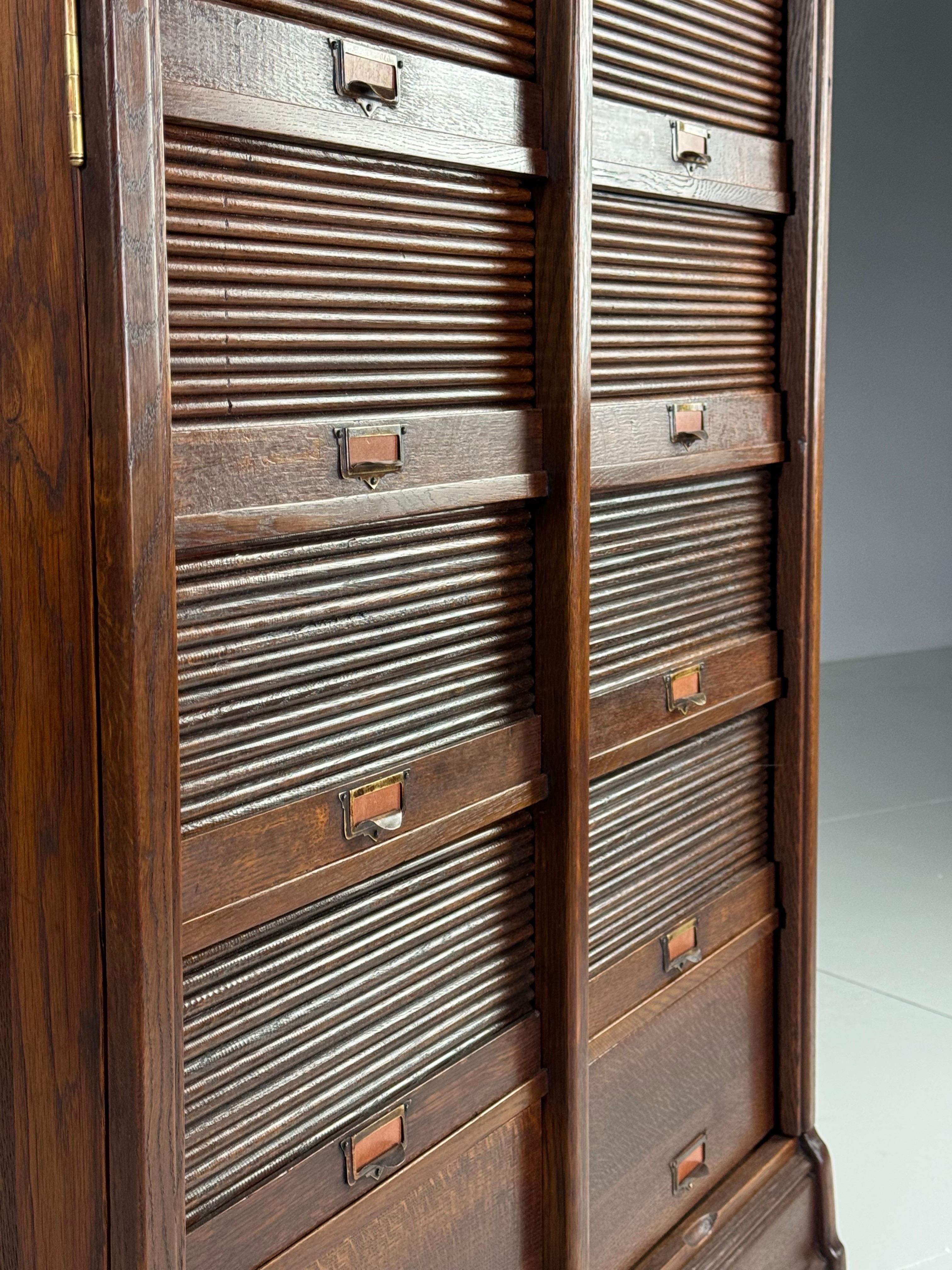 Very neat filing cabinet / chest of drawers. Originally from Belgium, ca. 1900. Made of solid oak.

Dimensions: 170.5h x 86.5w x 37.5d