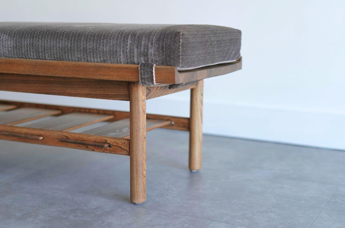 Oak Bench by Lawrence Peabody for Nemschoff, C. 1950s In Excellent Condition In Westport, CT