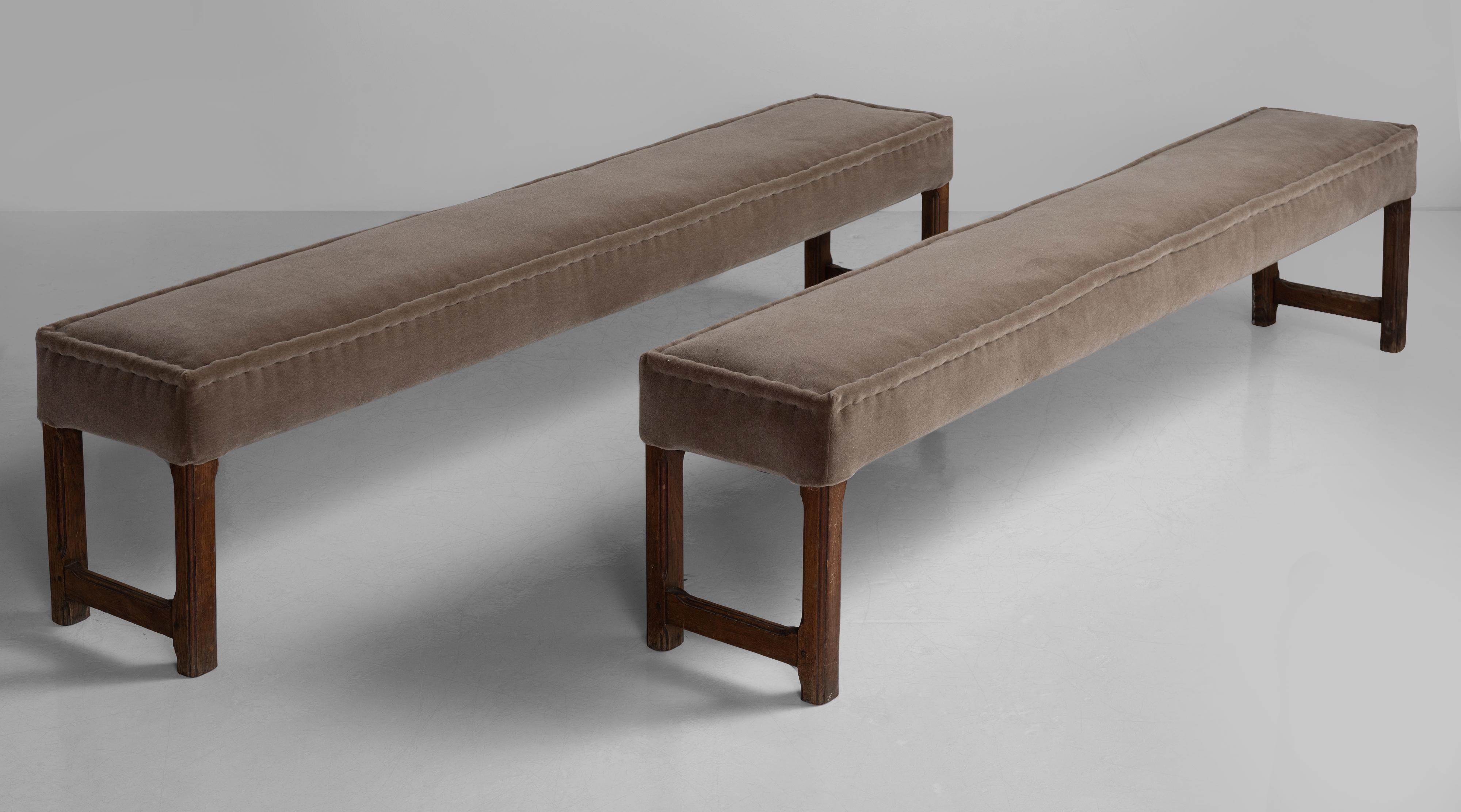 Oak Benches in 100% Wool Velvet In Good Condition In Culver City, CA