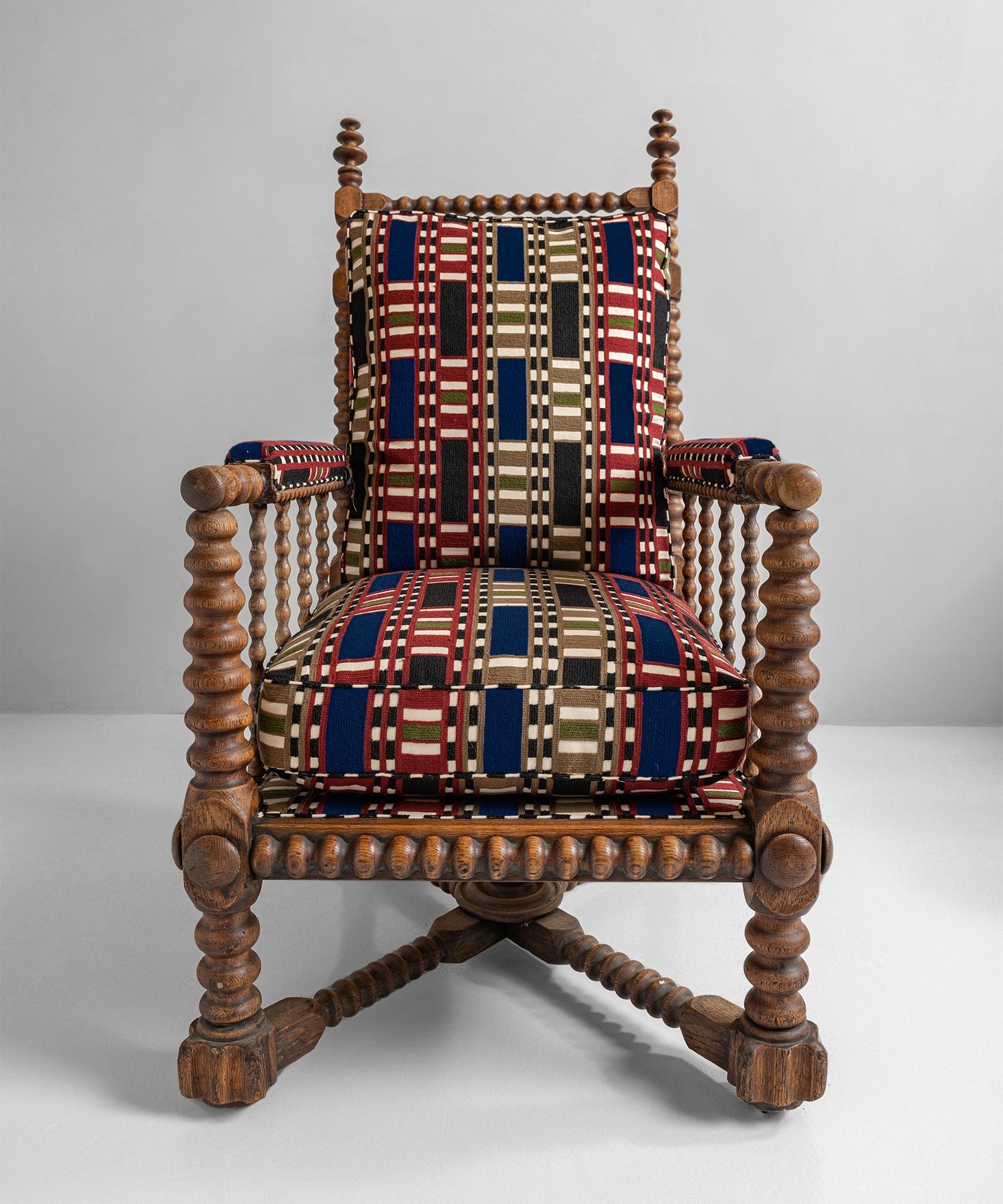 Oak Bobbin Armchair in Chain Stitch Embroidery, England, circa 1890 In Good Condition In Culver City, CA