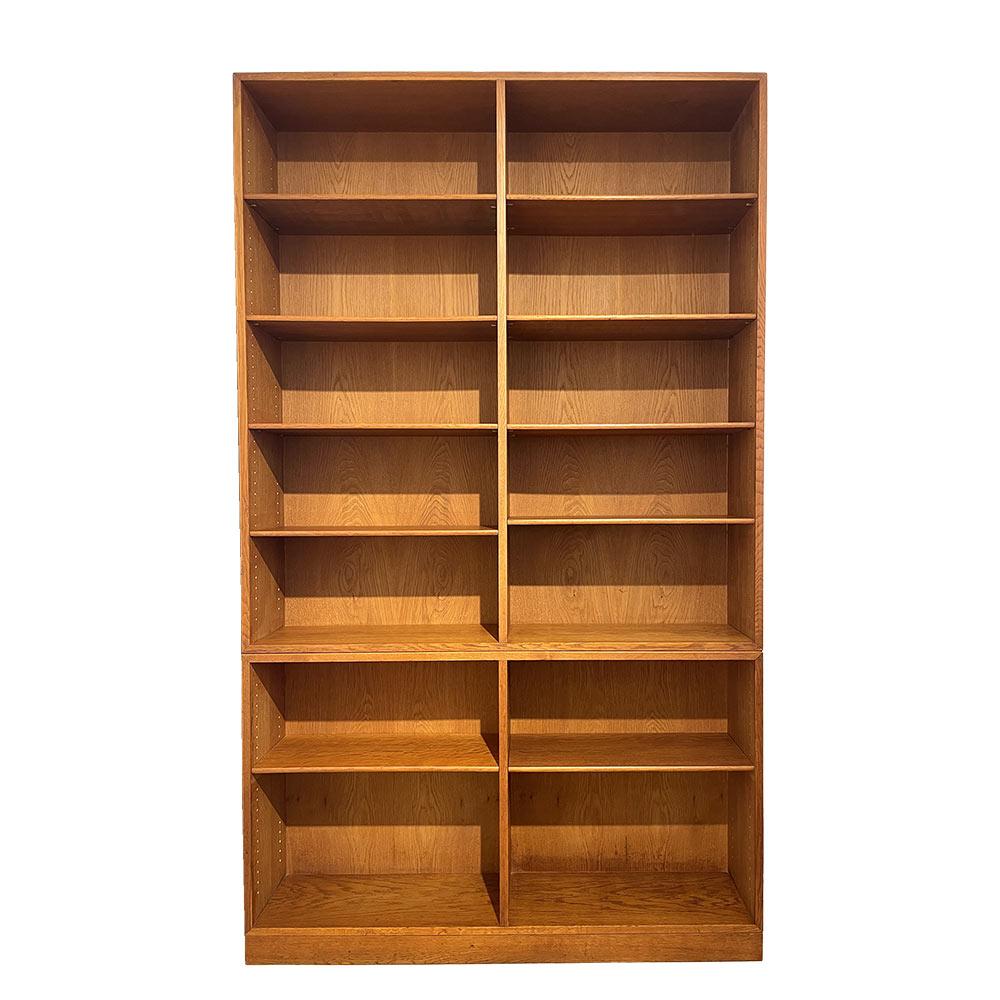 Bücherregal aus Eichenholz von Borge Mogensen, Design 1950 - 1960 (Moderne der Mitte des Jahrhunderts) im Angebot