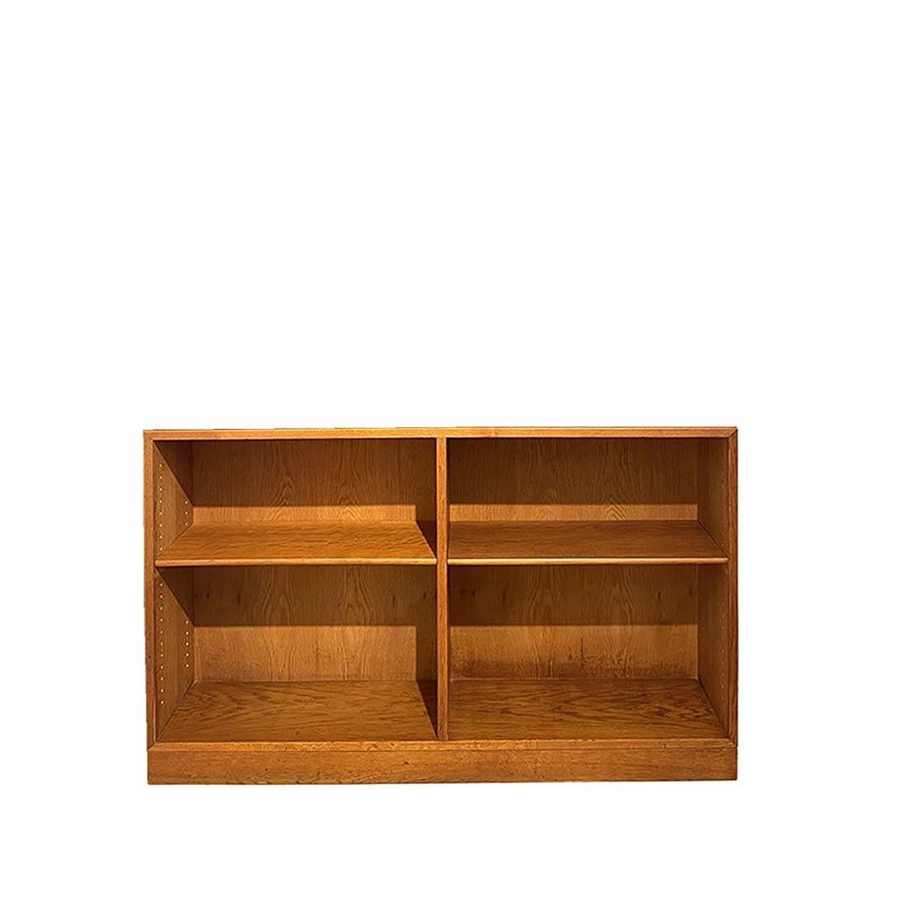 Oak bookcase by Borge Mogensen, design 1950 - 1960 In Good Condition For Sale In PARIS, FR