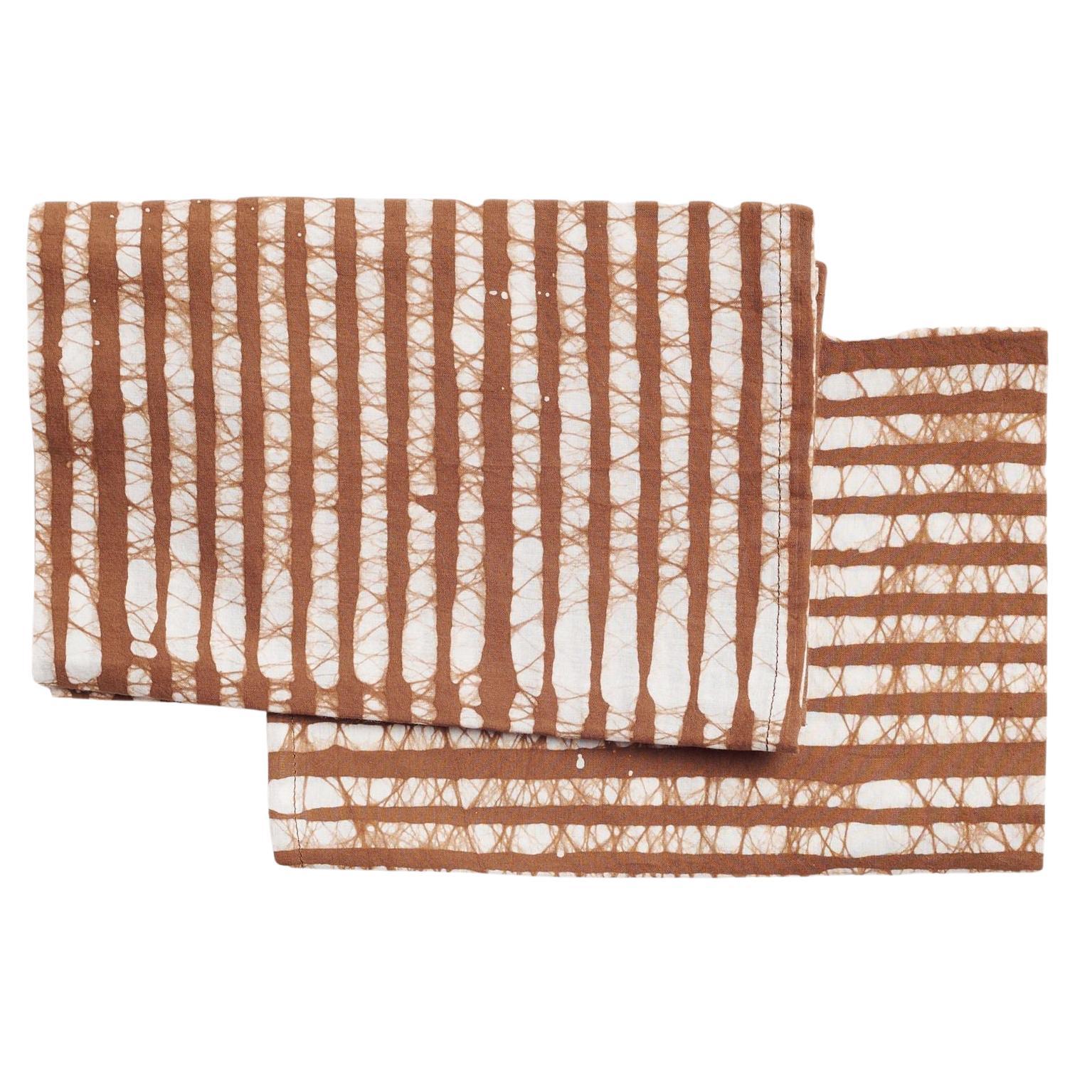 Oak Brown Cotton Table Napkins Hand Block Printed By Artisans (set of 4) In New Condition For Sale In Bloomfield Hills, MI