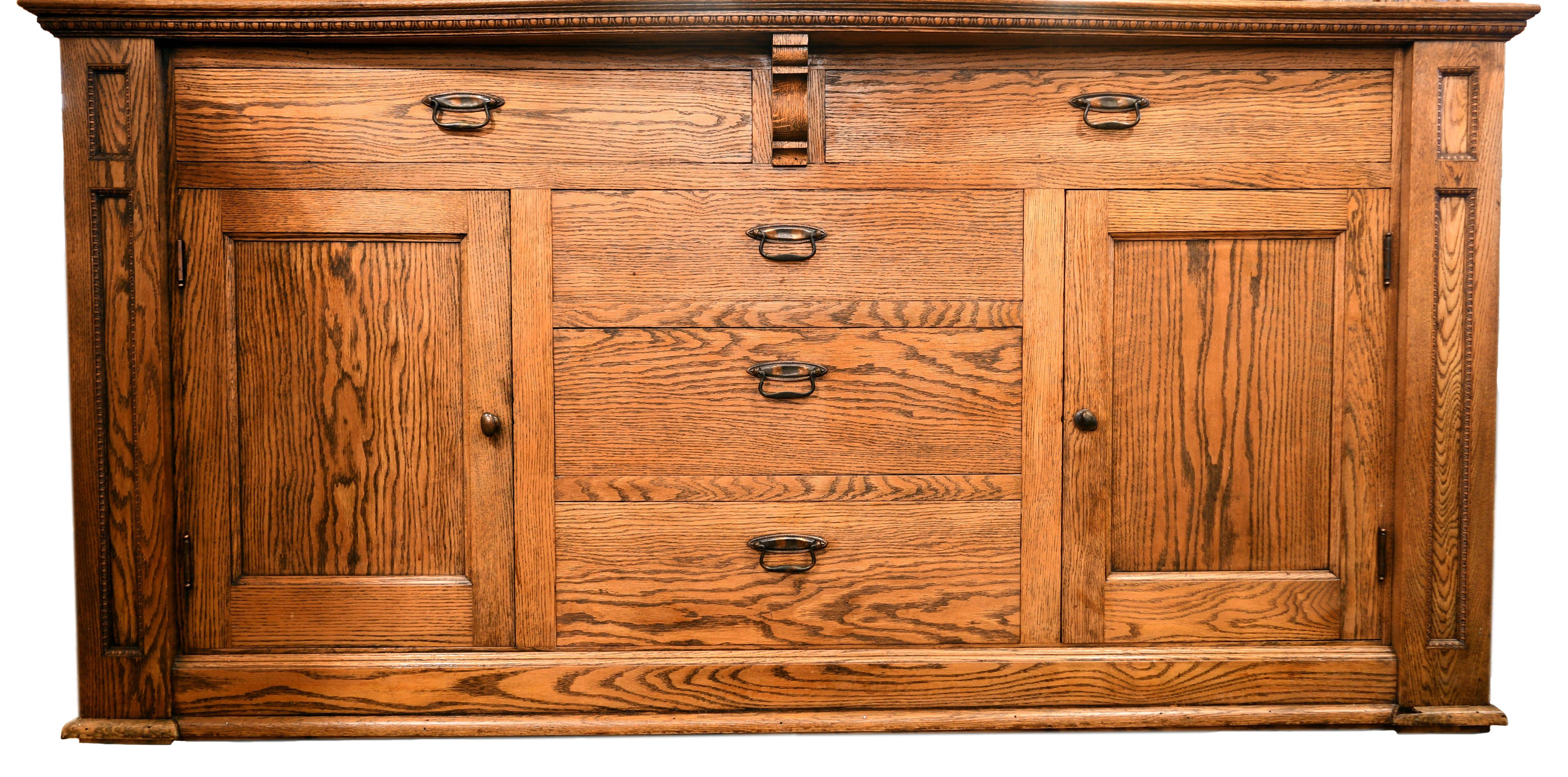 Oak Buffet with Leaded Glass Doors In Good Condition In Minneapolis, MN