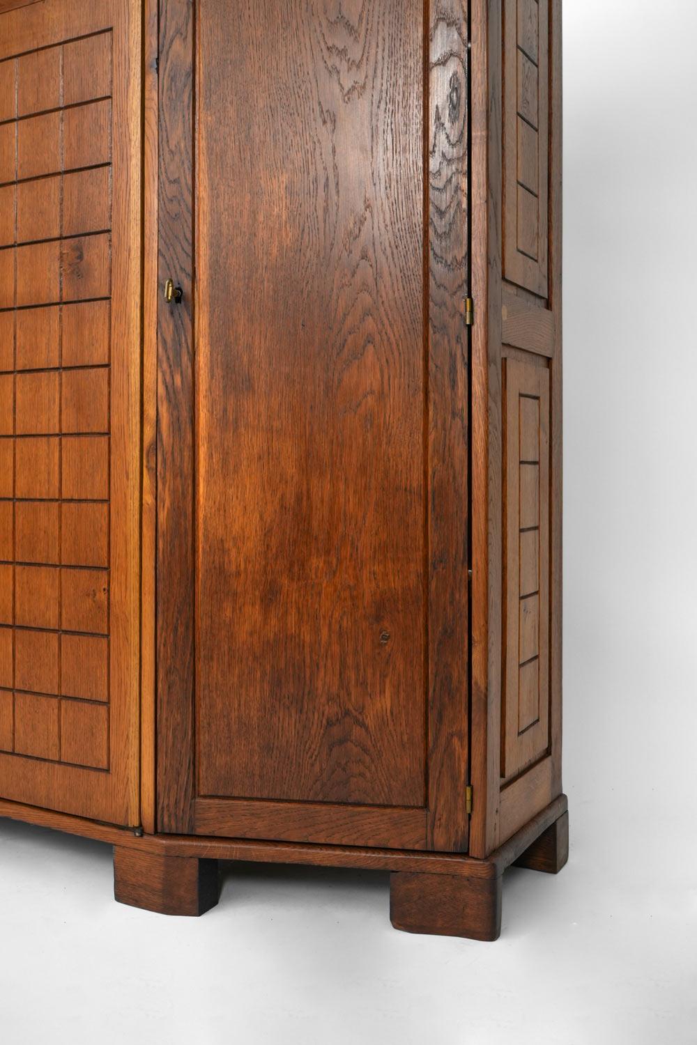French Oak cabinet, 1940s. For Sale