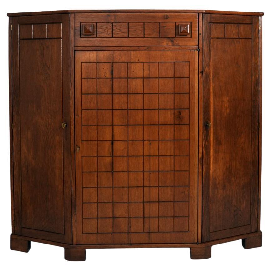 Oak cabinet, 1940s. For Sale
