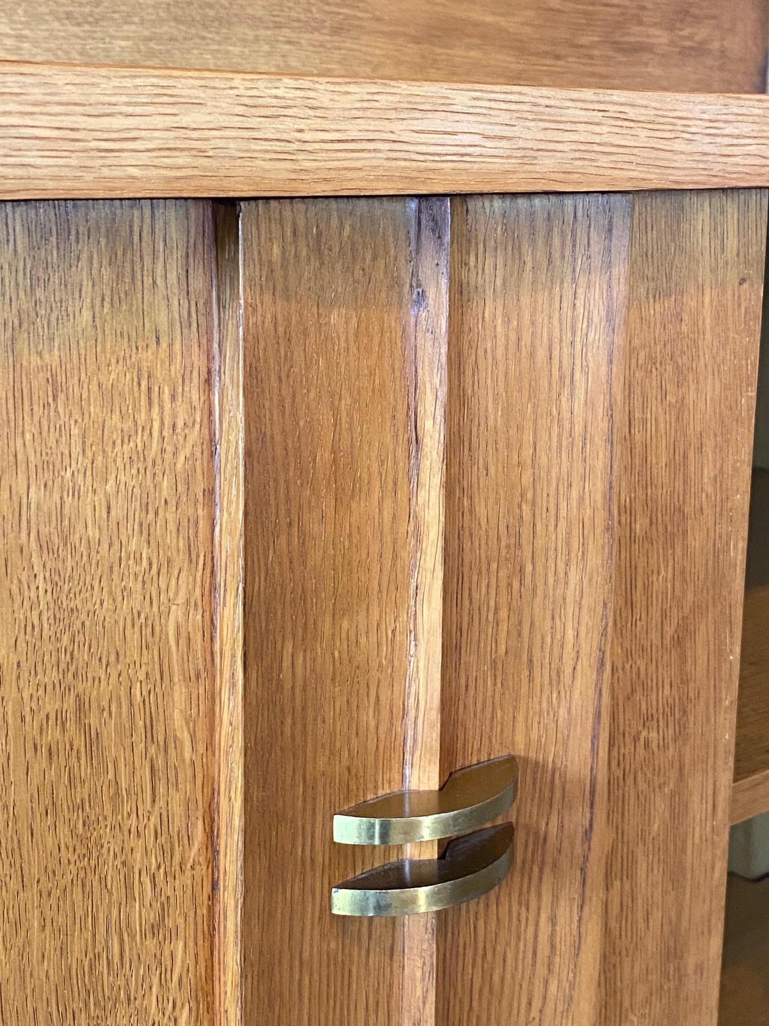 Laiton Armoire Charles Dudouyt, France, années 1940 en vente