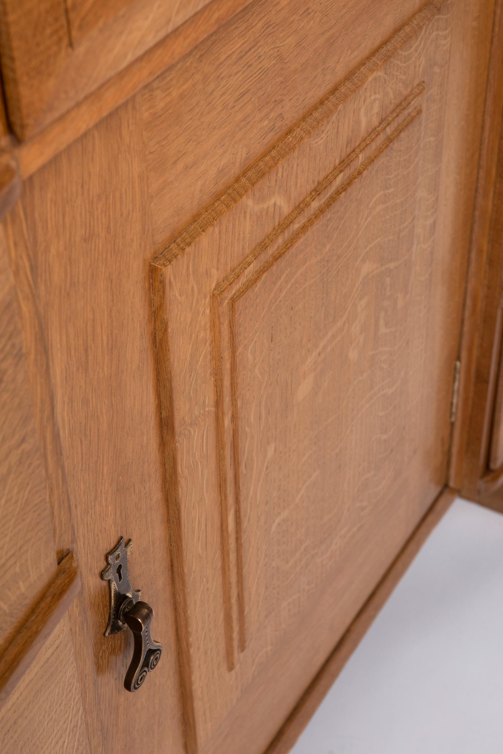 Oak Cabinet by Peter Waals with Wrought Iron Scroll Handles, England, circa 1930 For Sale 1