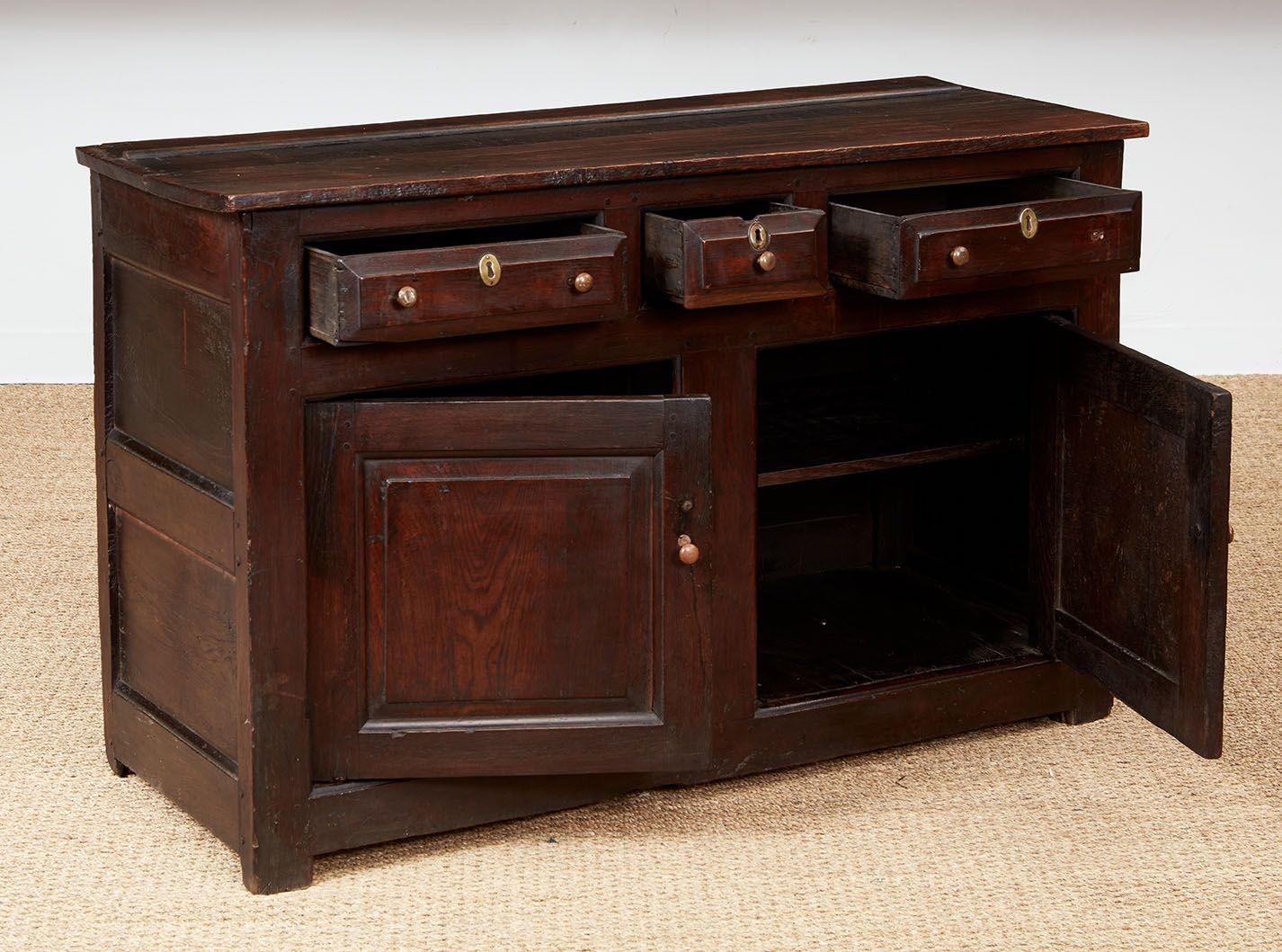 Cassettiera con mobile in Oak In condizioni buone in vendita a Greenwich, CT