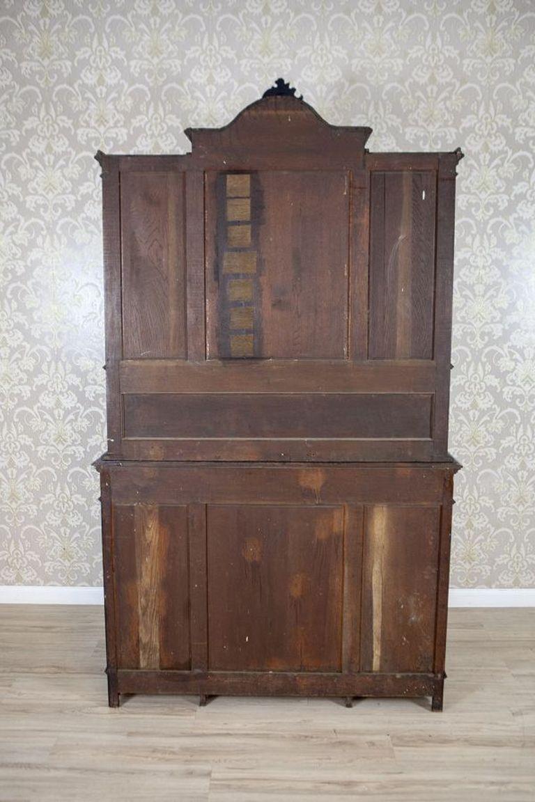 Oak Cabinet in the Rococo Revival Style from the Early 20th Century For Sale 12
