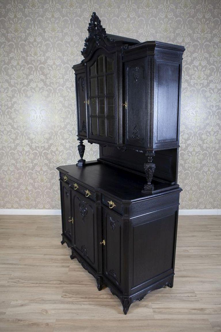 Oak Cabinet in the Rococo Revival Style from the Early 20th Century In Good Condition For Sale In Opole, PL