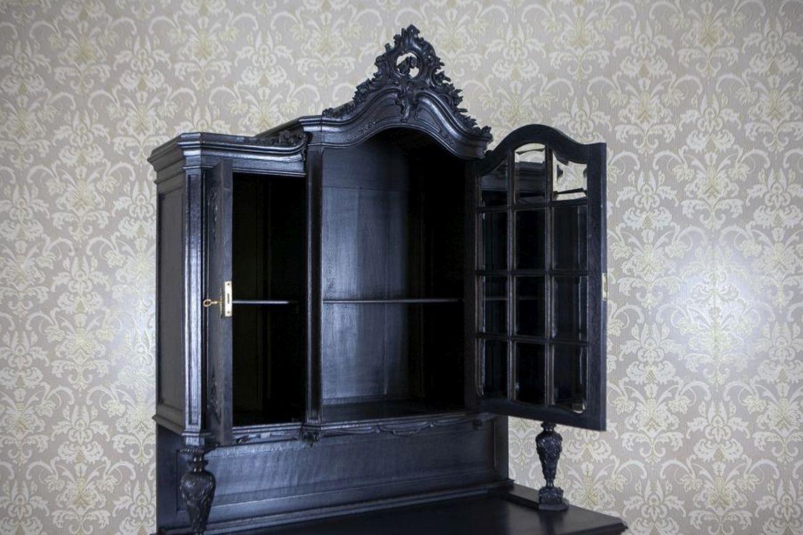 Armoire en Oak dans le style Rococo Revive du début du 20ème siècle Bon état - En vente à Opole, PL